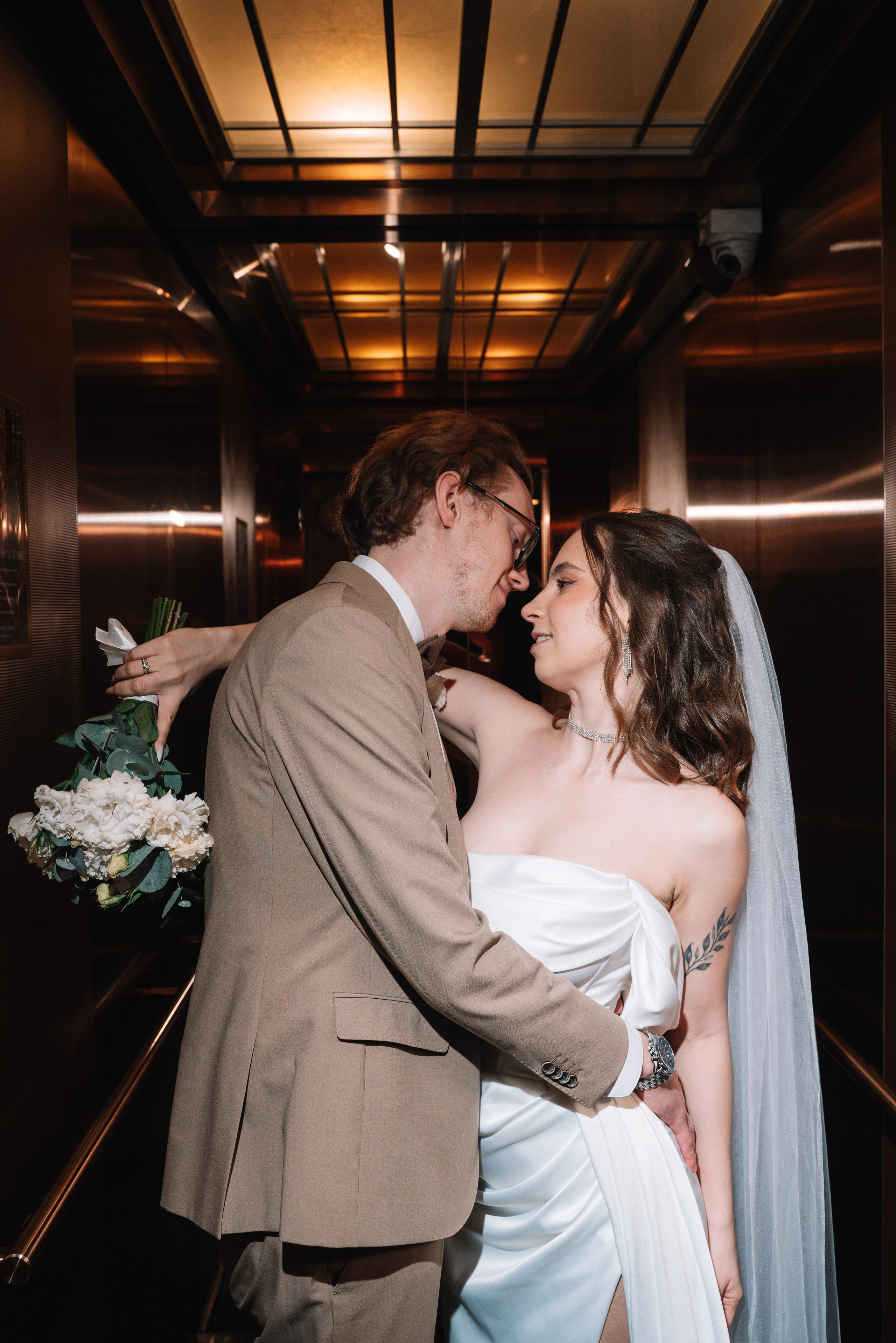 Свадебное портфолио. Дипломированный фотограф в Новосибирске. Фотографирую свадьбы, репортажи, индивидуальные фотосессии, lovestory(семейные)