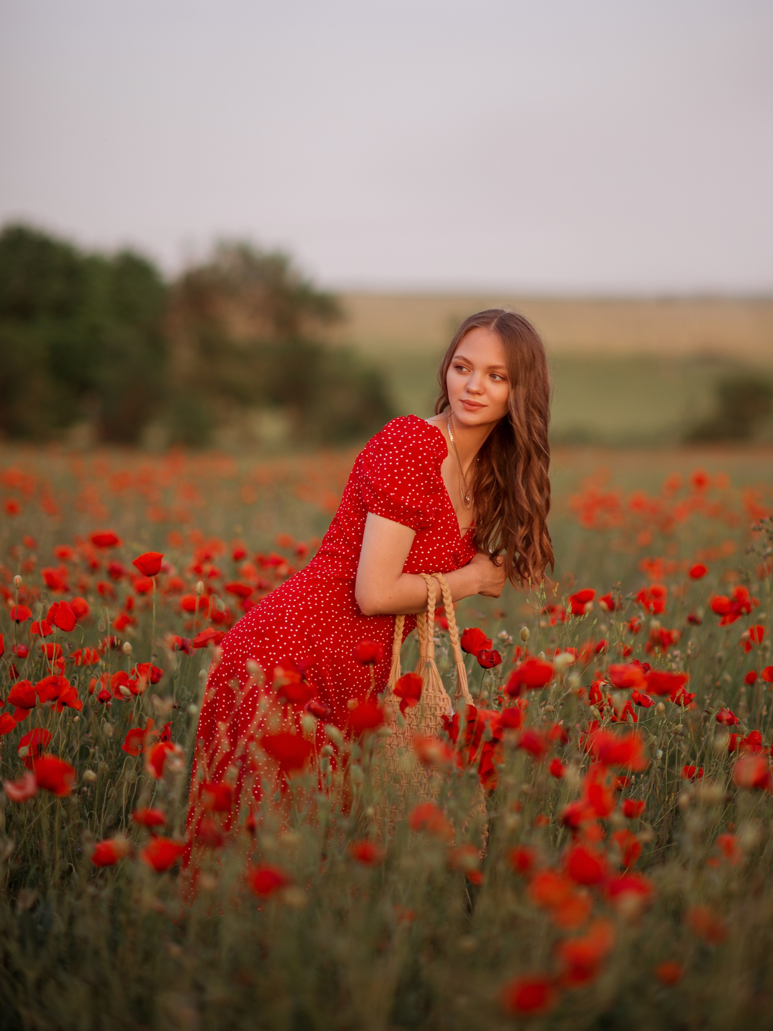 Платья в аренду для фото в маковых полях в Севастополе