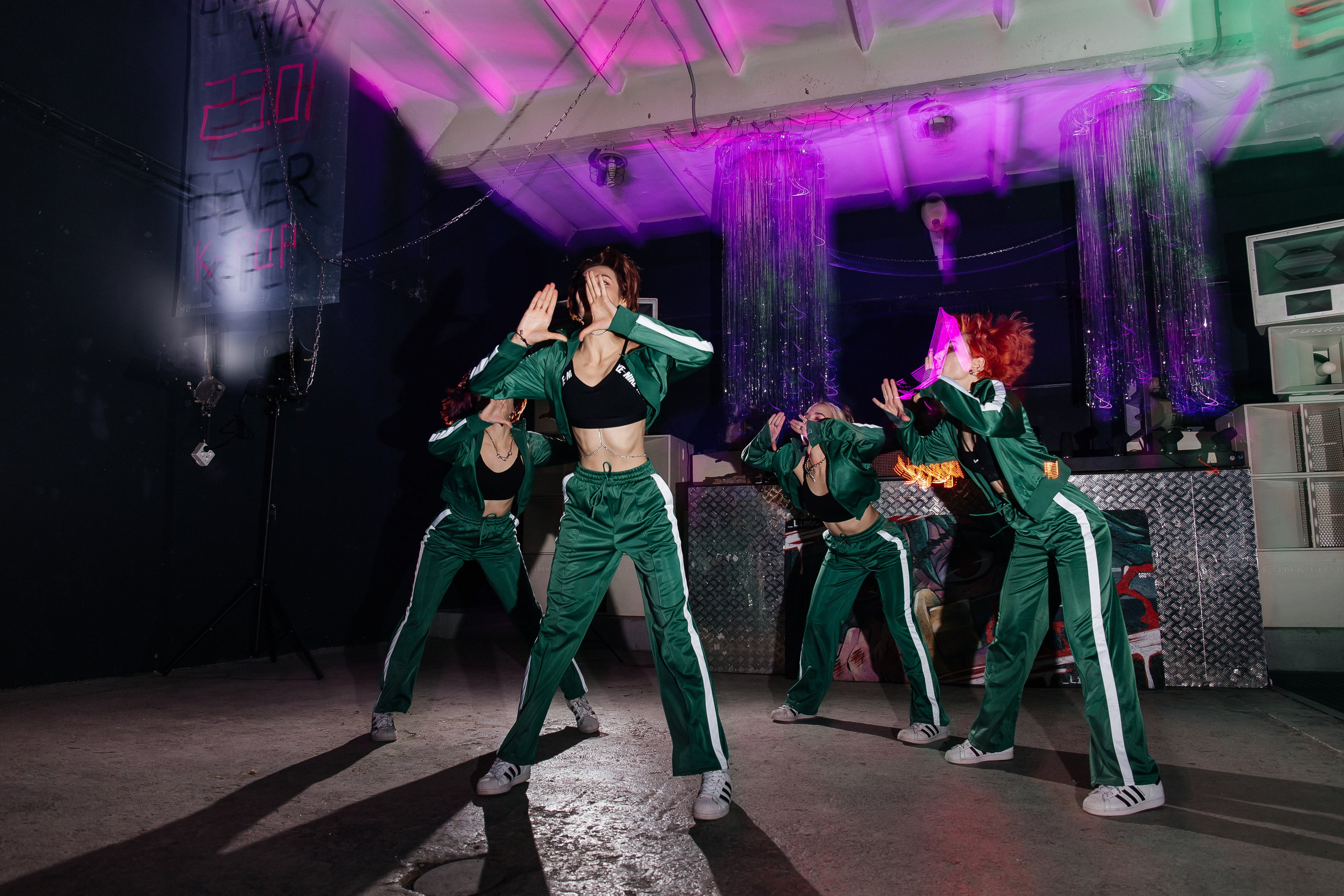 Cyberpunk K-POP Party. Свадебный и портретный фотограф в Новосибирске Любовь Исакова