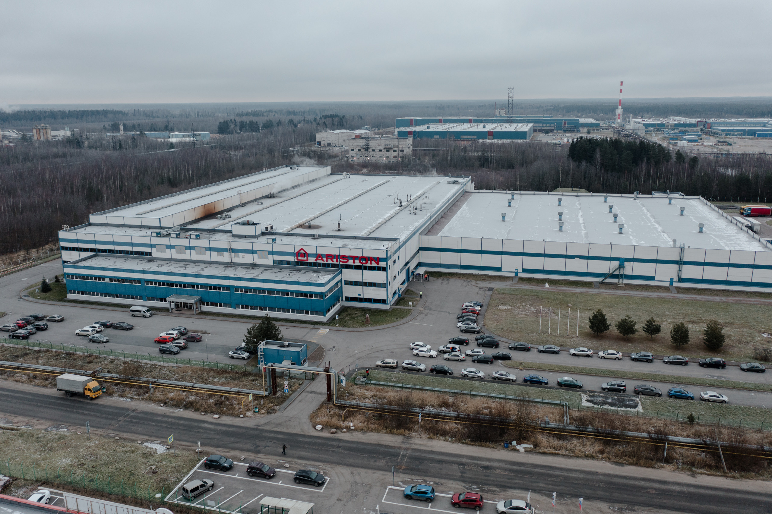 Завод ARISTON город Всеволожск 2021. Свадебный и семейный фотограф в Санкт-Петербурге Дмитрий Панин