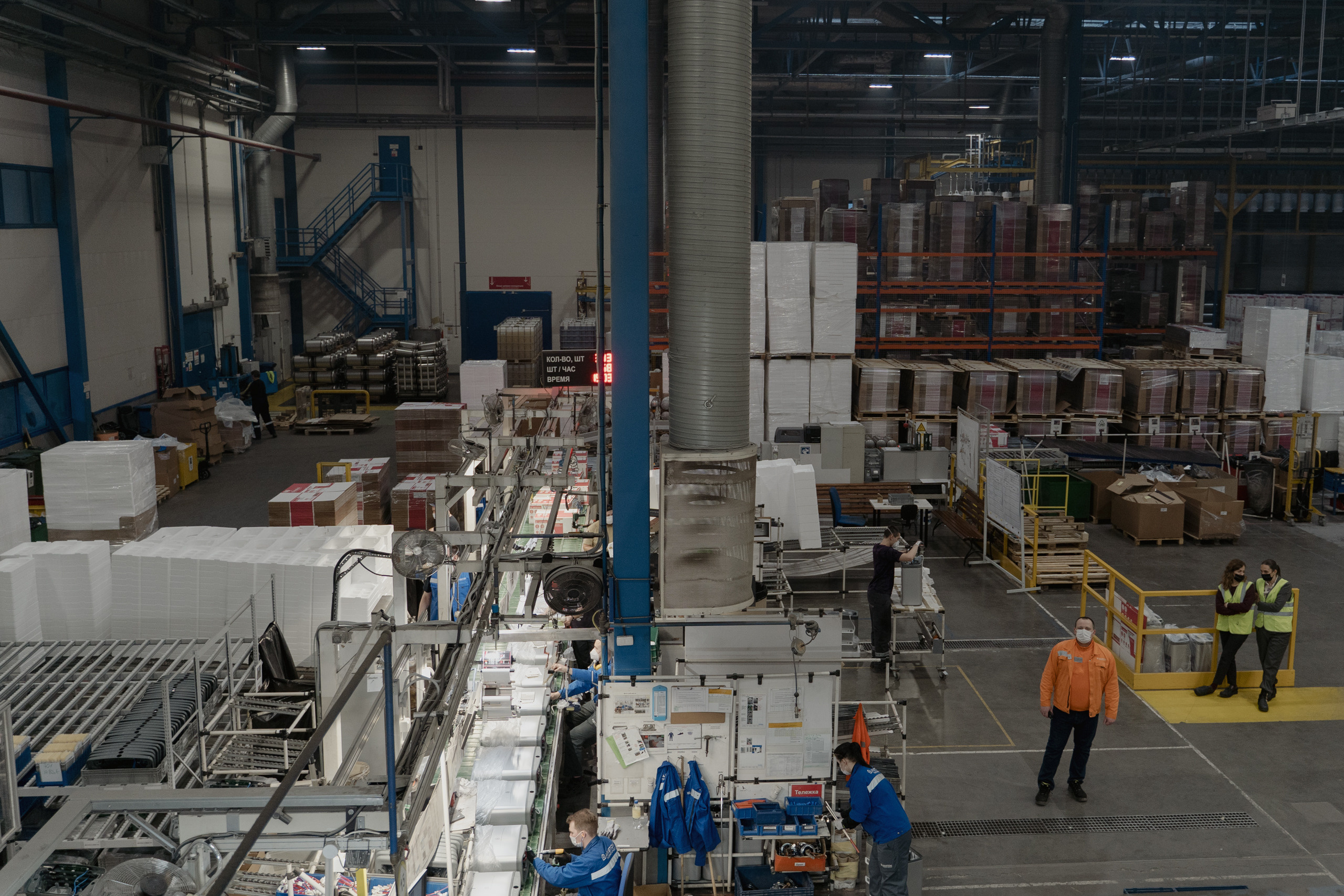 Завод ARISTON город Всеволожск 2021. Свадебный и семейный фотограф в Санкт-Петербурге Дмитрий Панин