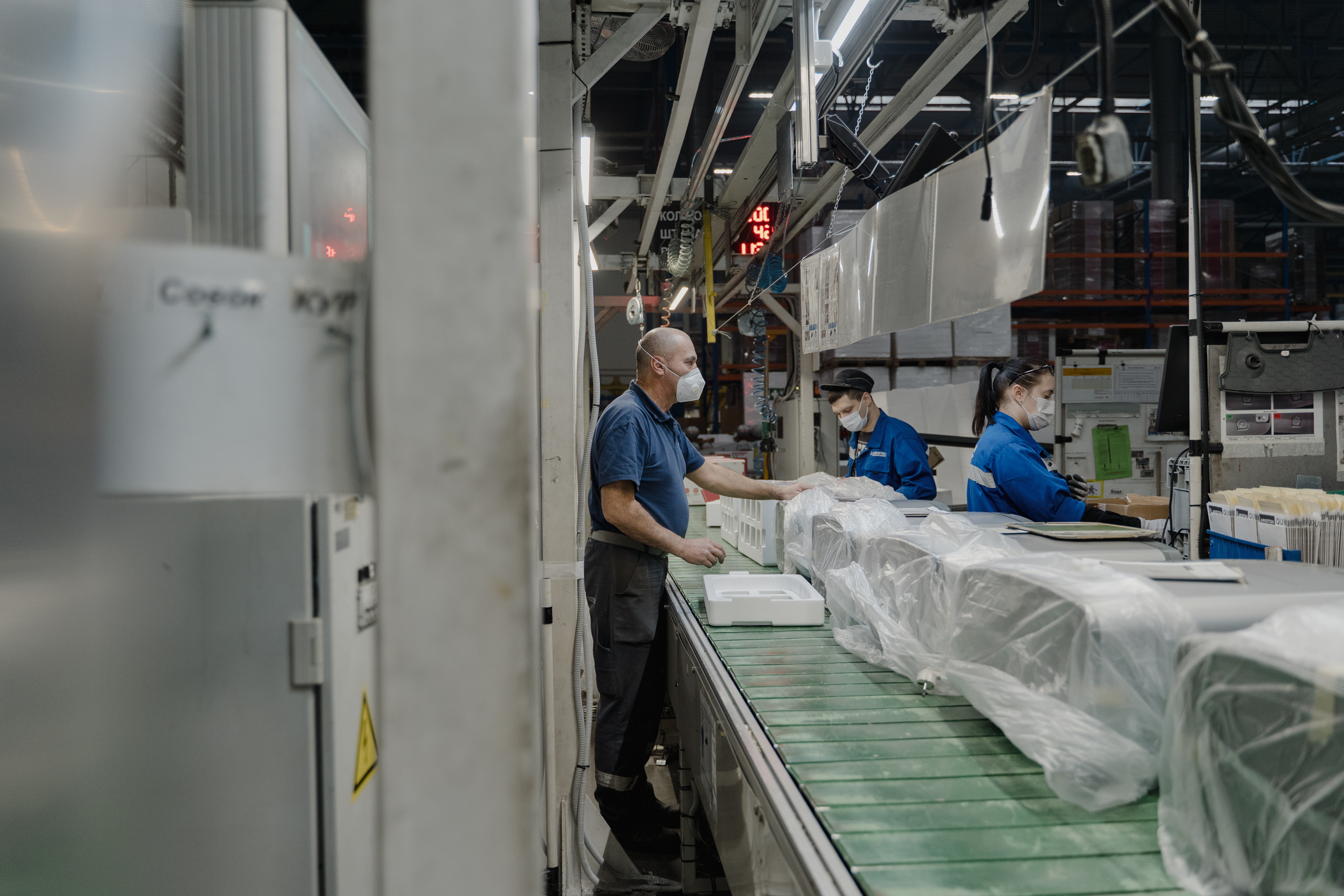 Завод ARISTON город Всеволожск 2021. Свадебный и семейный фотограф в Санкт-Петербурге Дмитрий Панин