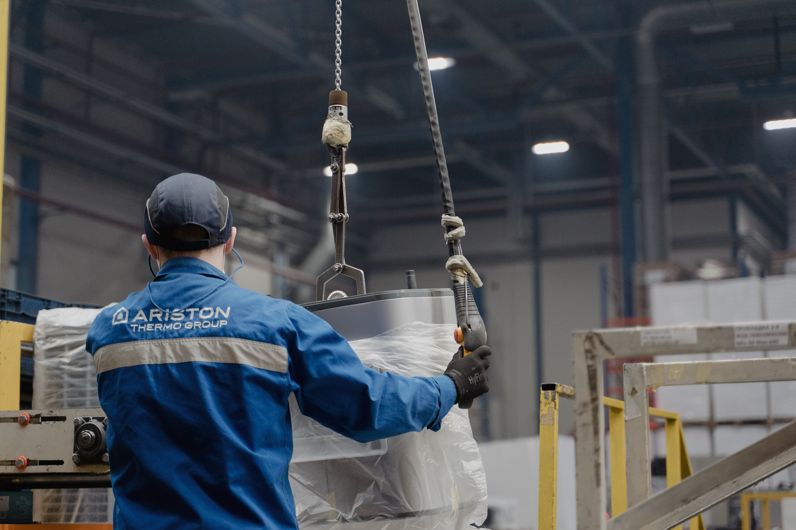 Завод ARISTON город Всеволожск 2021. Свадебный и семейный фотограф в Санкт-Петербурге Дмитрий Панин