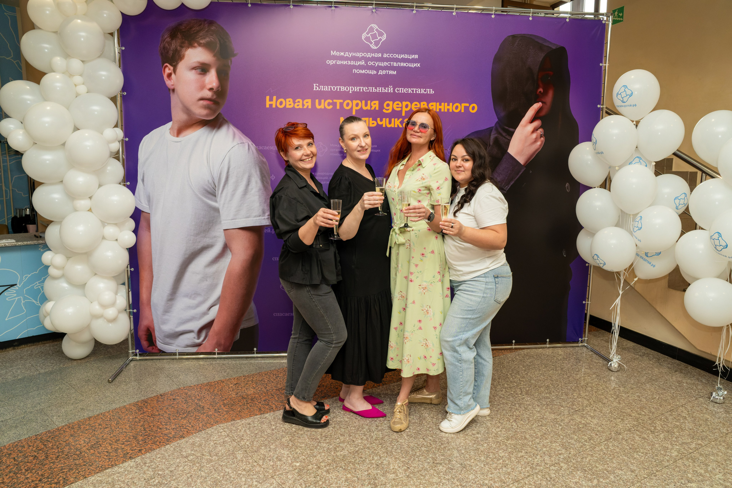 Съёмка благотворительного спектакля «Новая история деревянного мальчика». «Студия DRONAVT`s» — видеосъёмка и фотография г. Москва