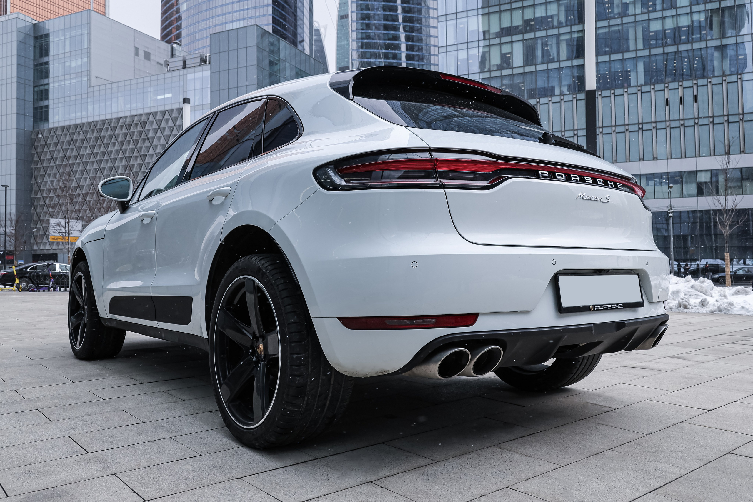 2021 PORSCHE MACAN S. Mixturecaptures