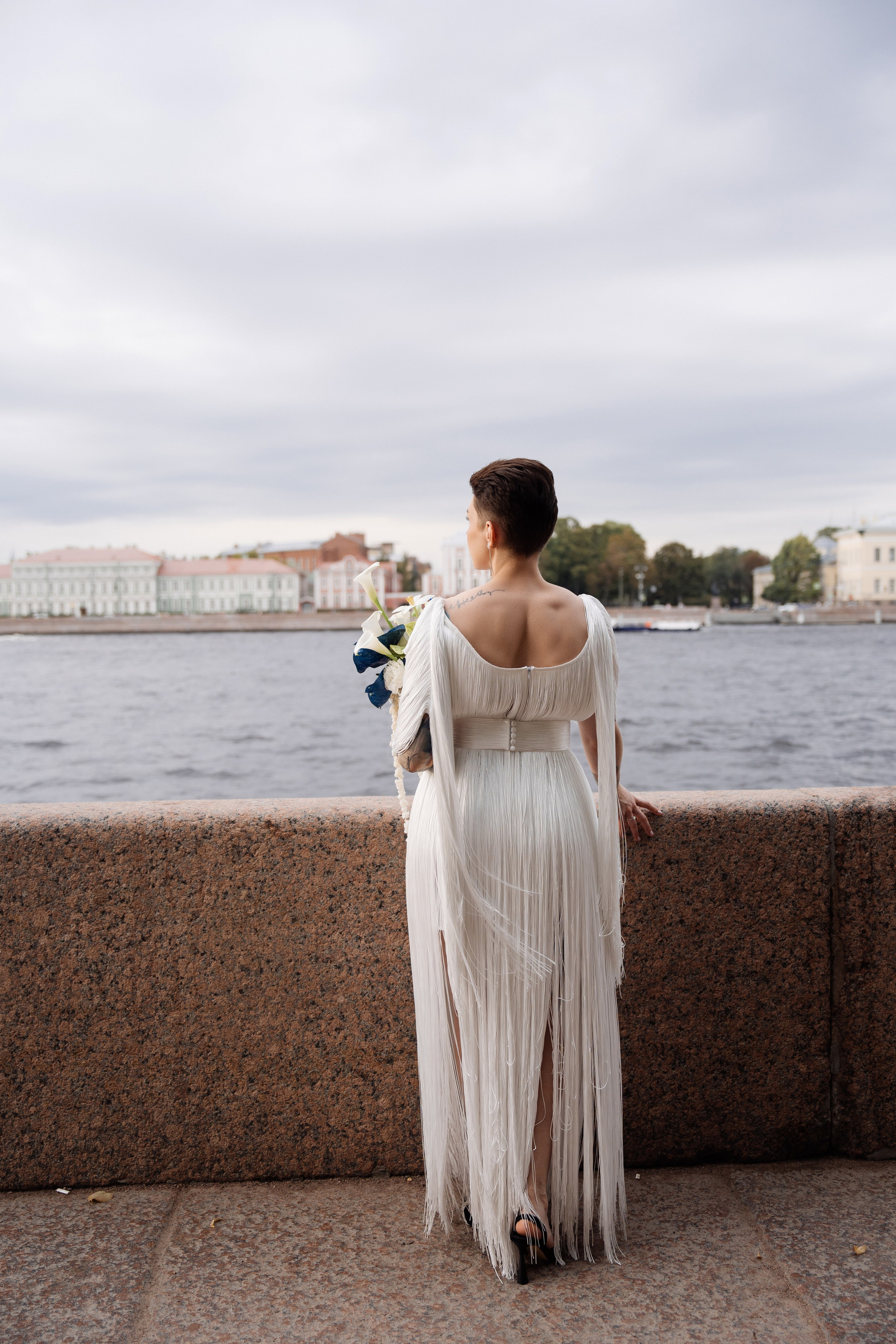 Свадьба в сошиал клабе. Свадебный фотограф организатор в Санкт-Петербурге Ассоль Опарина