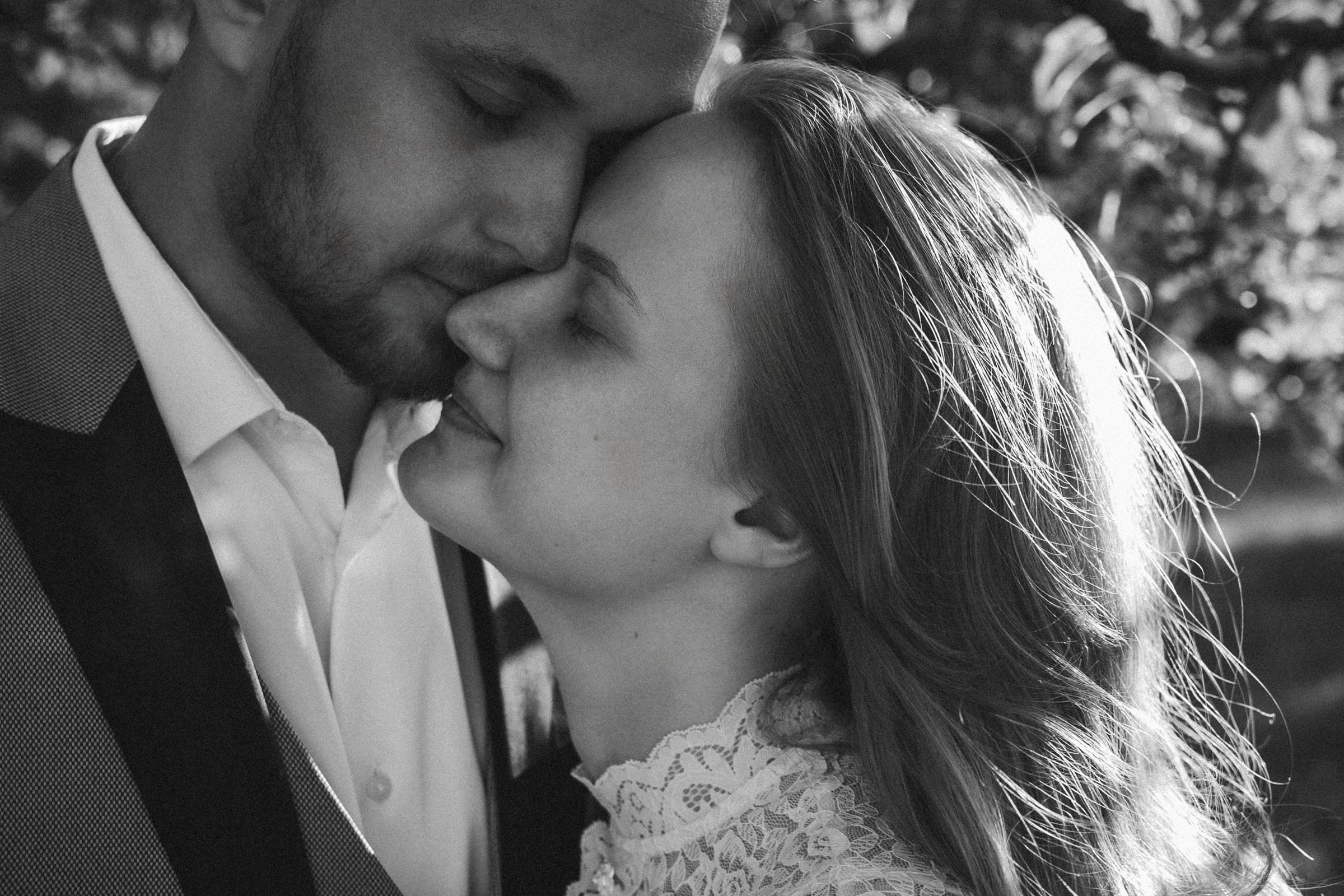 А ♡ А — Шепот деревьев (ВДНХ). Свадебный и портретный фотограф в Москве, Светлана Янковая