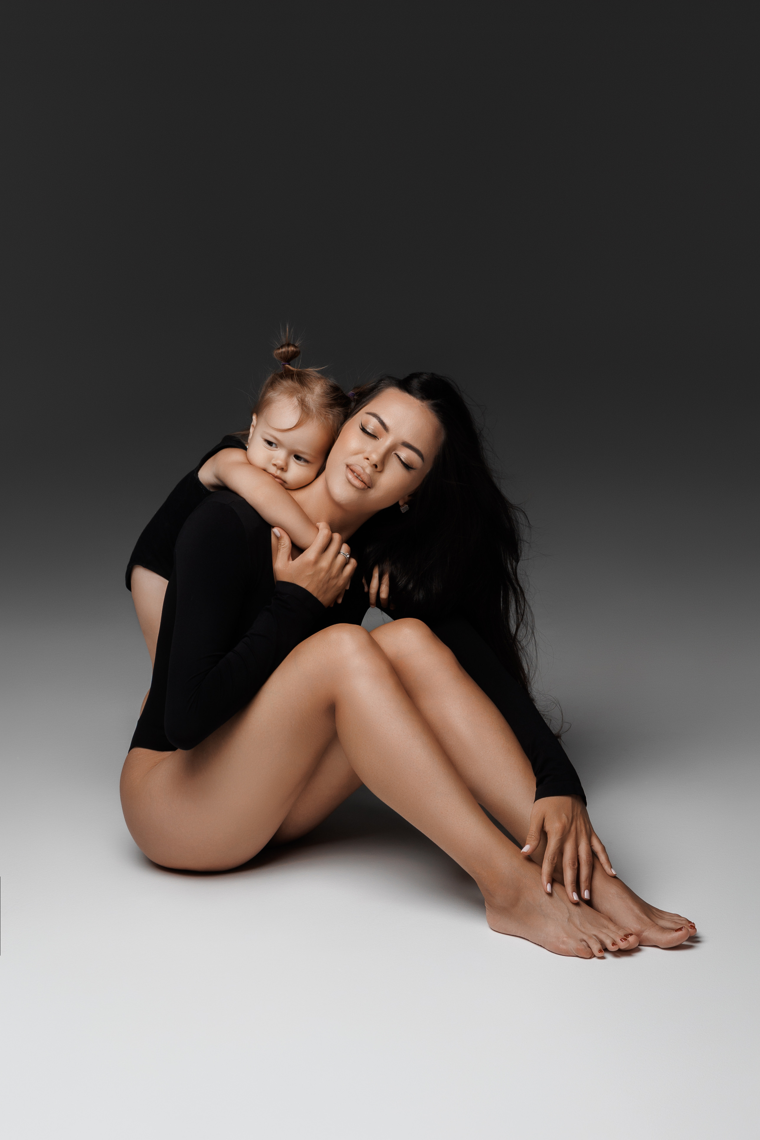 Vogue_материнство. Фотограф женского портрета, беременности и материнства Харькова Елена