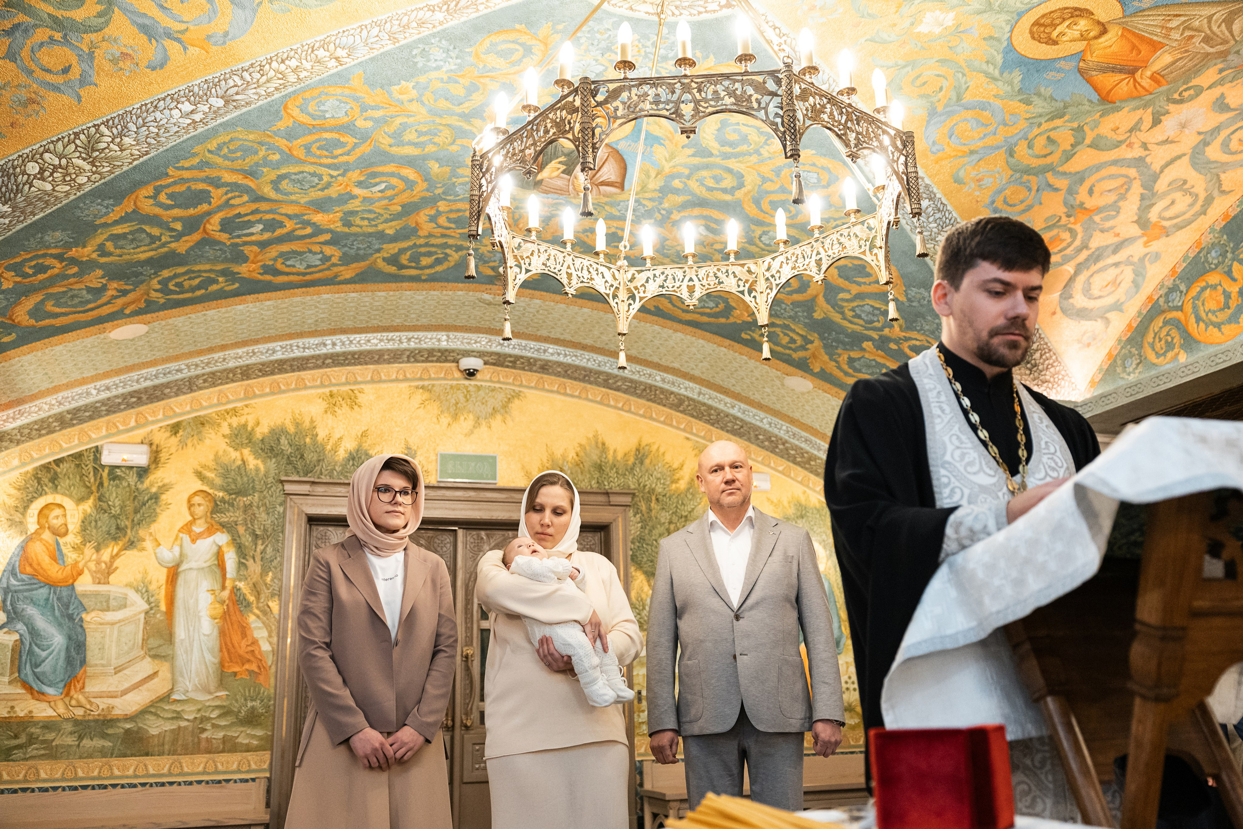 Крещение Веры. Фотограф Крещение, Выписка москва