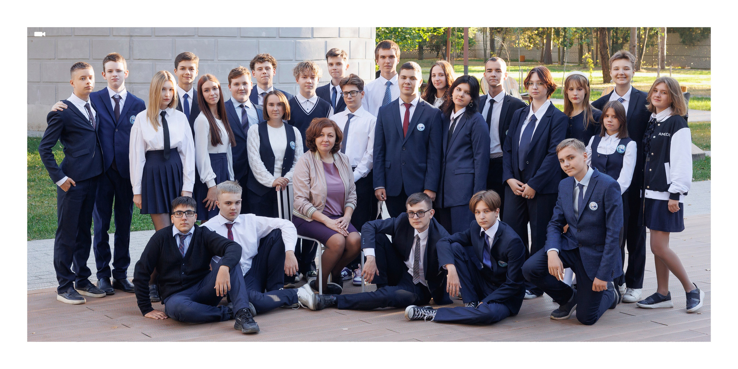 КРАСНОЗНАМЕНСК 9-й класс (индив.альбом). Выпускные альбомы, школьные фотографии, детский сад, Москва и Московская область