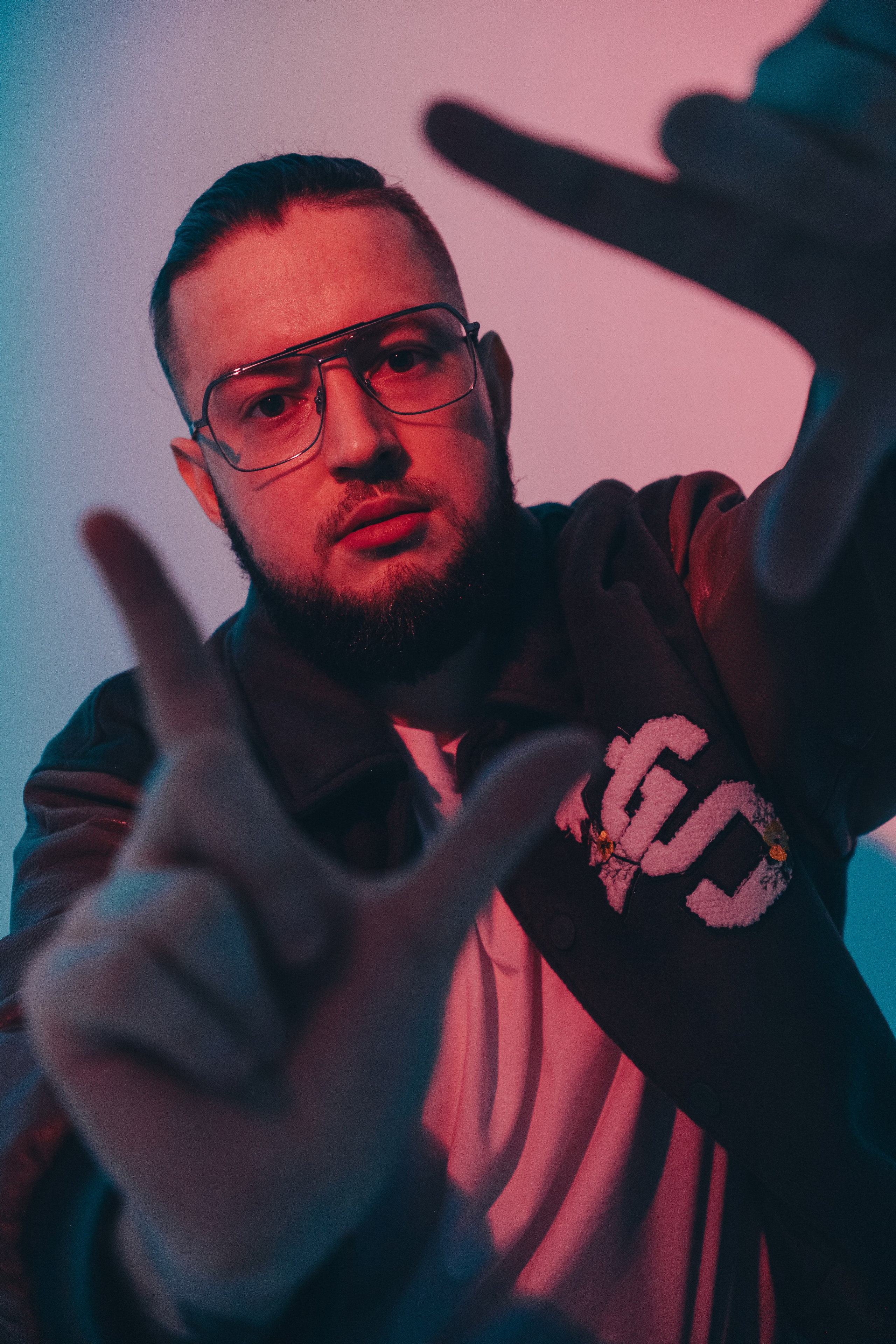 Студийная с цветным светом. Фотограф в Иркутске Анна Мирошникова