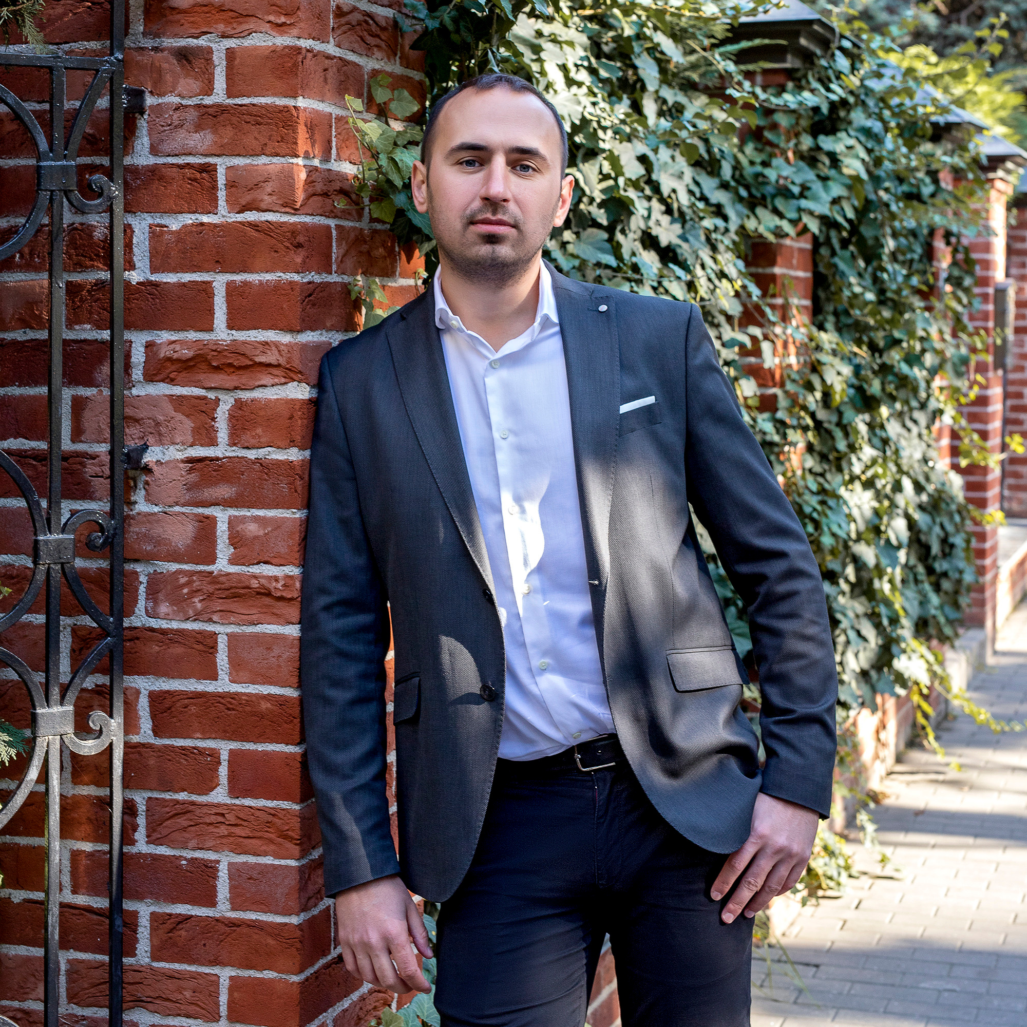 Мужской деловой портрет. Ксения Шаманская фотограф Краснодар