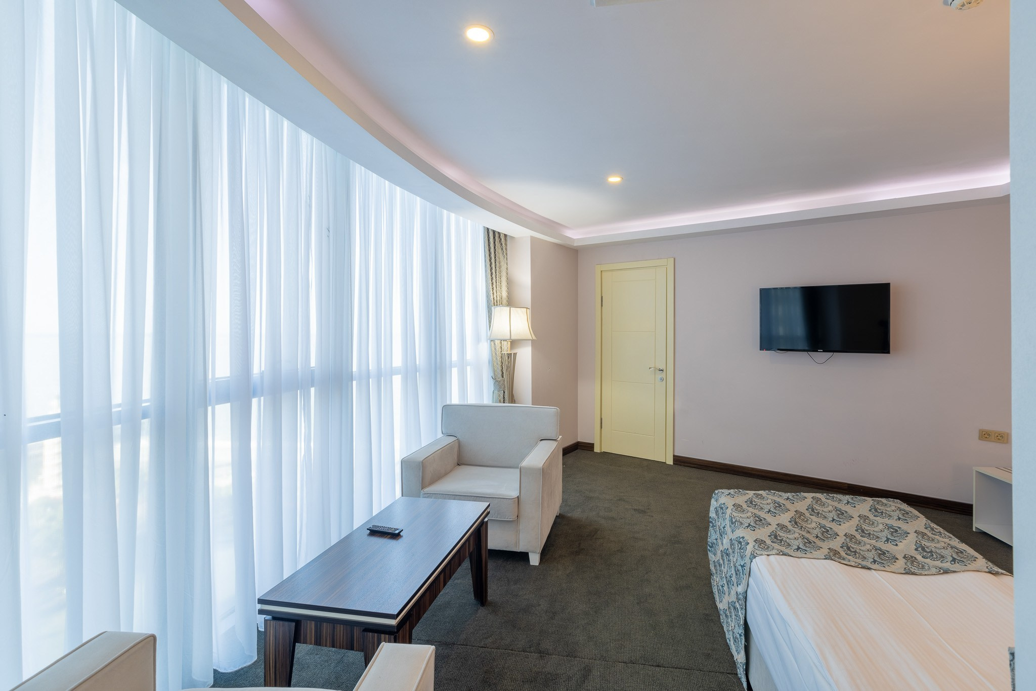 SKY TOWER (METRO CITY). Режиссёр, клипмейкер, фотограф — Андрей Охота