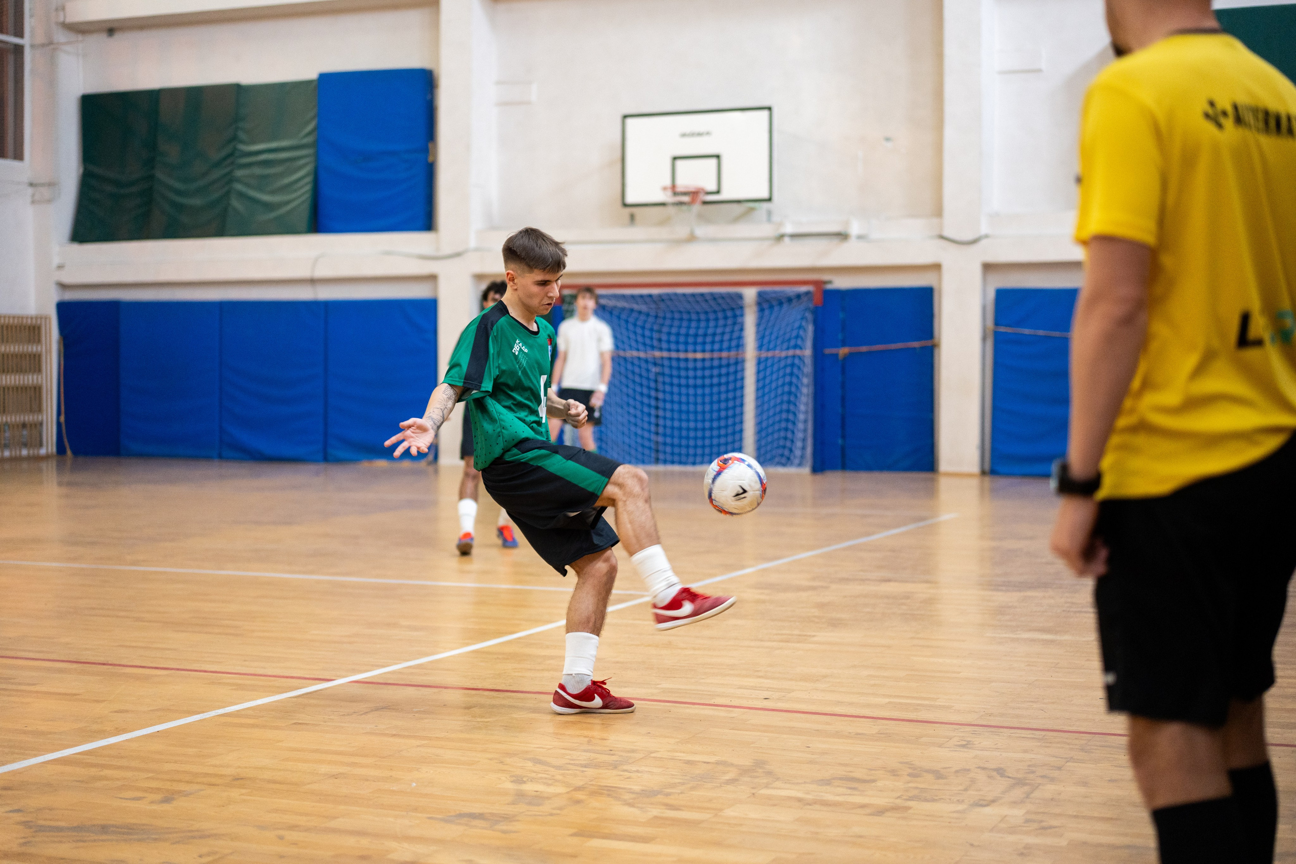 Футбольный матч 11.11.2025. Максим Яковлев — фотограф/видеограф в Москве