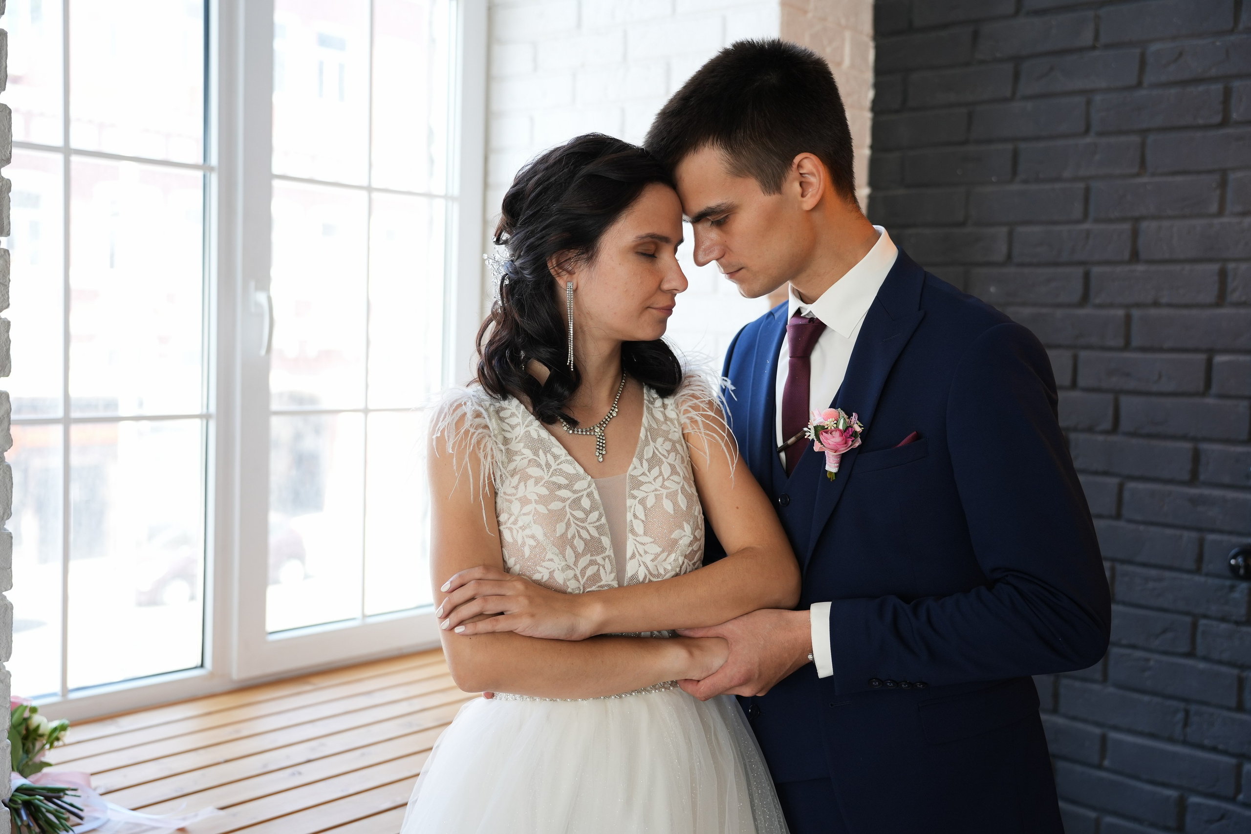 Свадебная фотосессия в интерьерной студии. Семейный фотограф Владимир Просвиркин. г. Самара