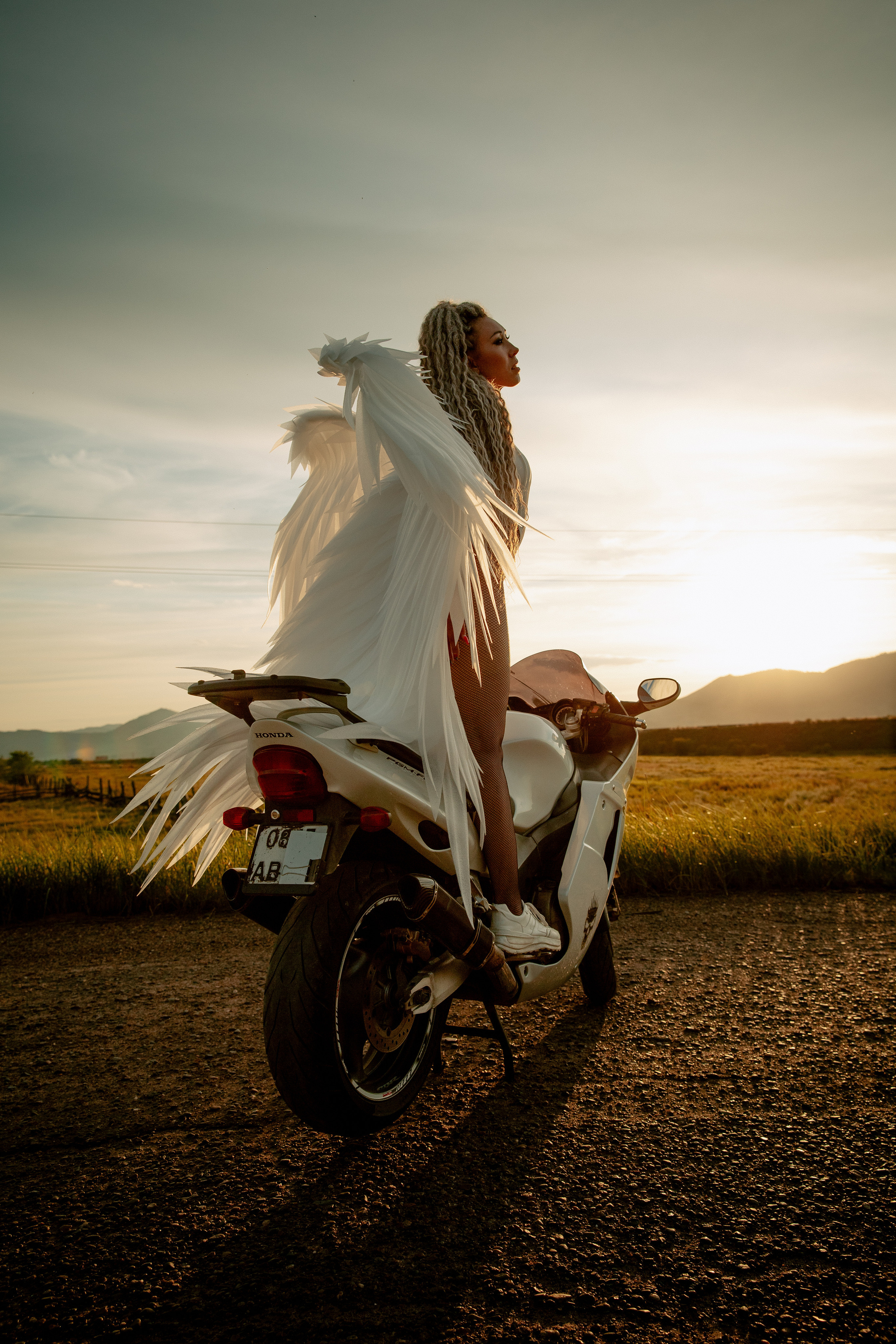 Крылья «Ангела». Организую и проведу любые фотосессии в солнечной Бурятии, в Улан-Удэ!