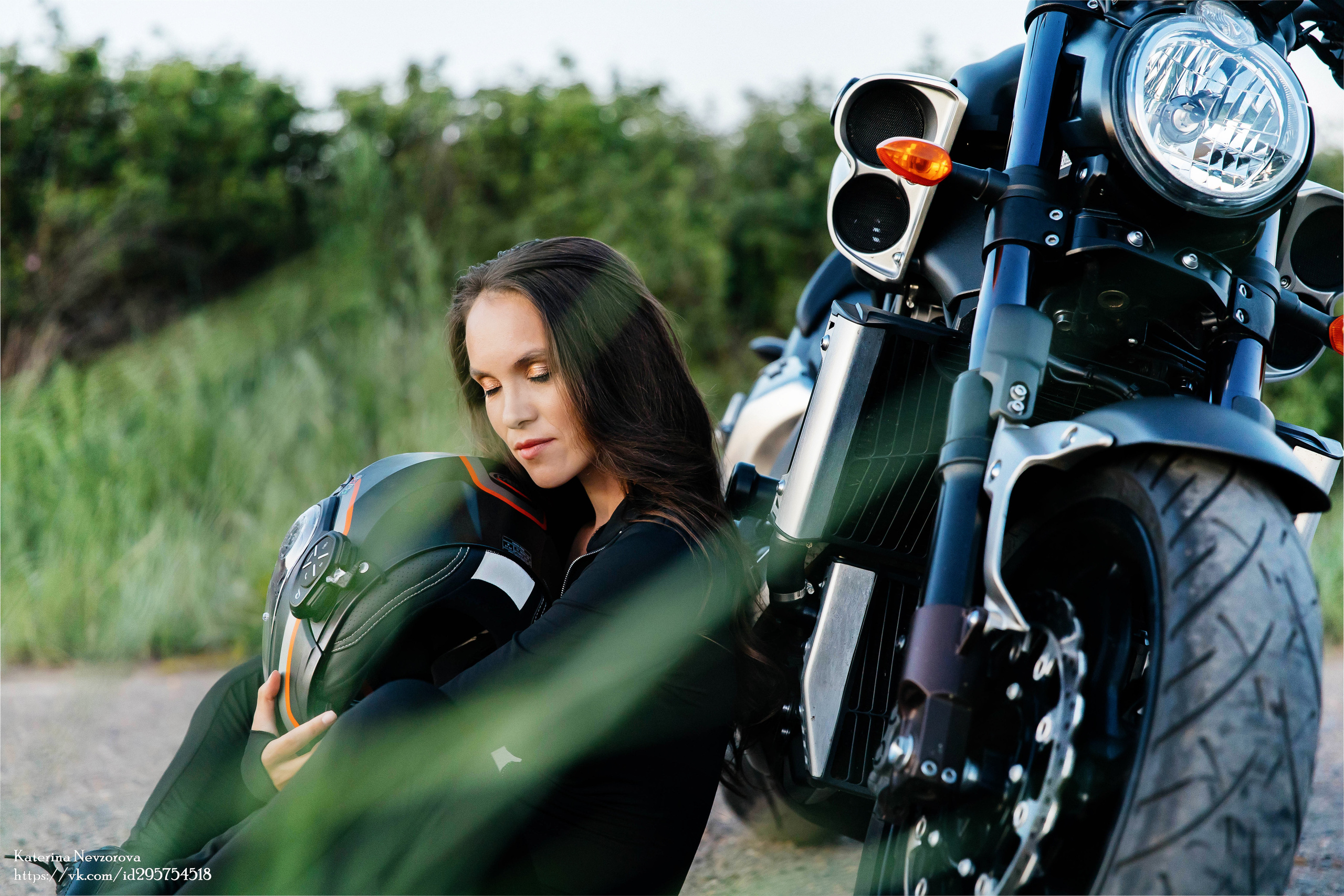 Фотосессия на мотоцикле. Организую и проведу любые фотосессии в солнечной Бурятии, в Улан-Удэ!