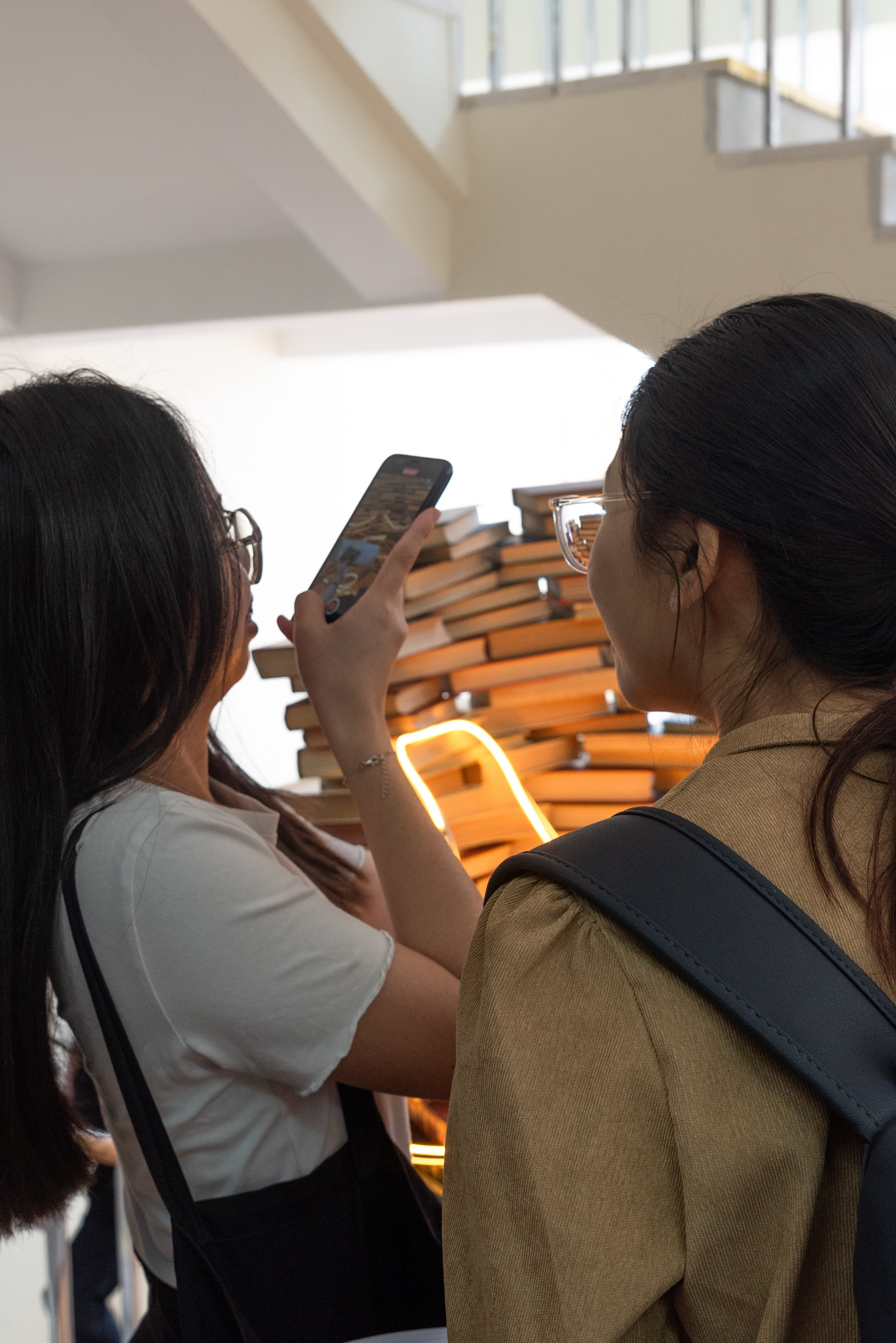 Книжный фестиваль 18.05.2024. Фотограф Алеся Груздо Волгоград