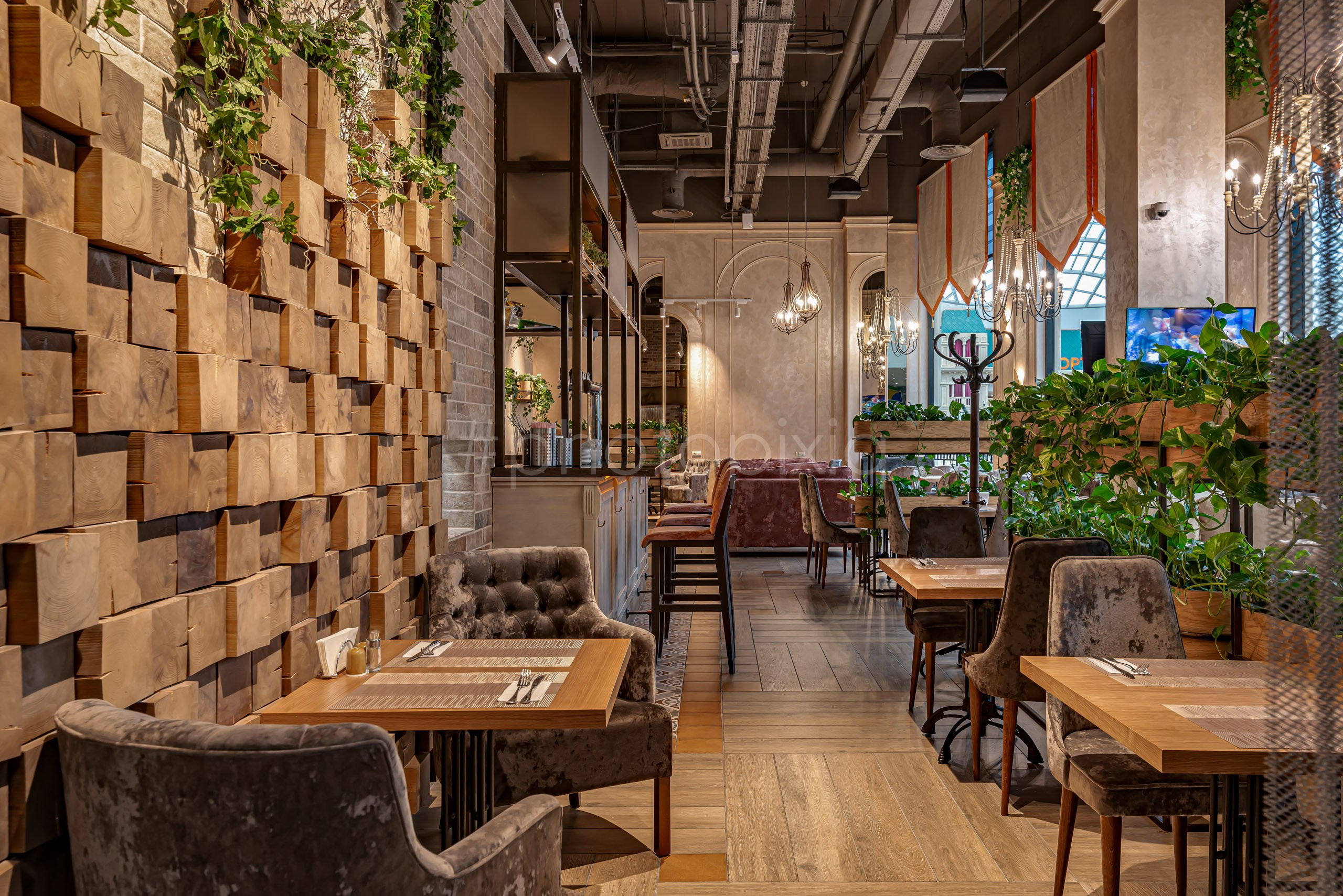 Фотосъёмка ресторанов IL Патио и Планета Суши. Интерьерная съёмка и виртуальные туры — Интерьерный фотограф Кузнецов Сергей (photopixiq)