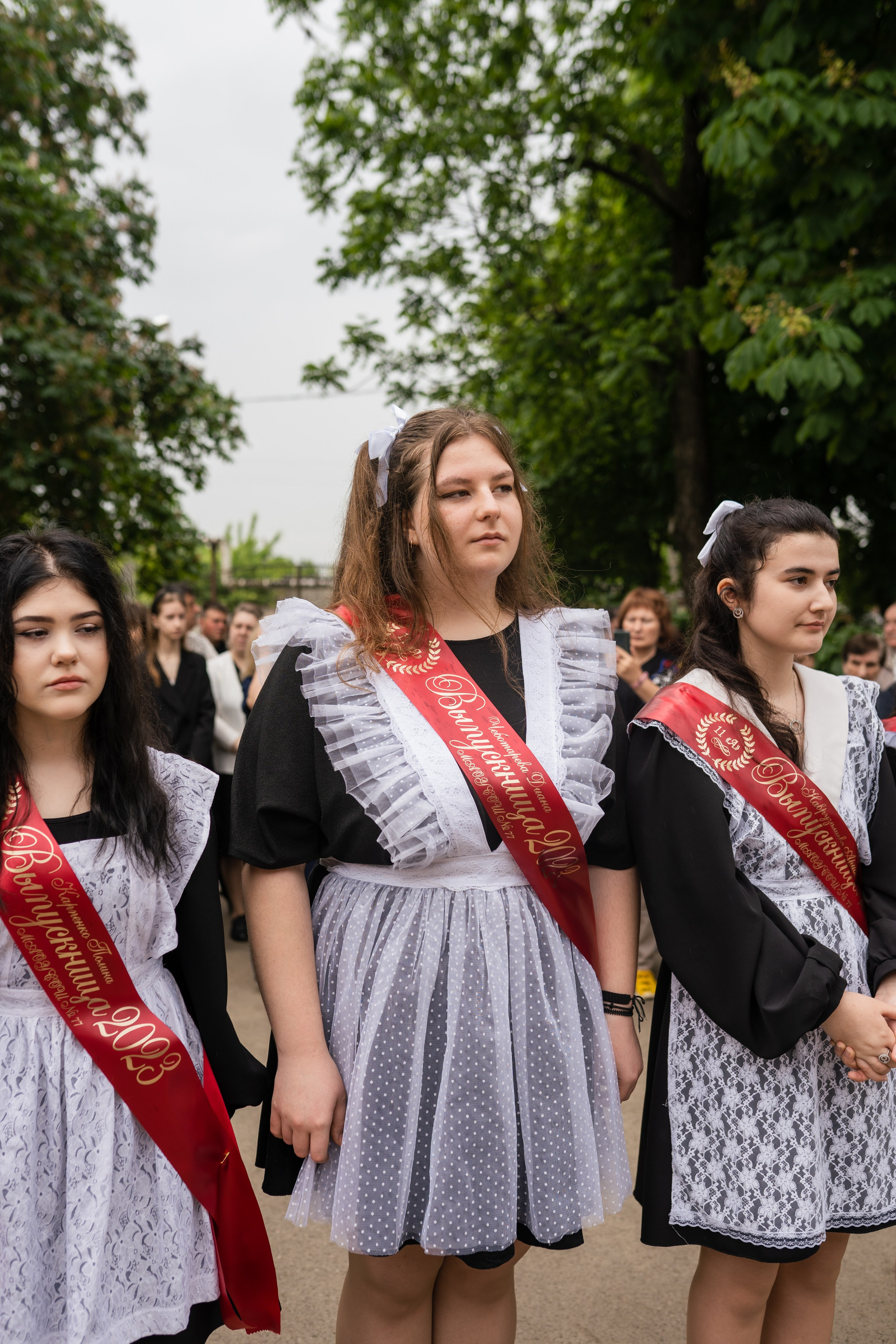 Последний звонок (СШ 77). Выпускные альбомы «Поколение» в городе Краснодар