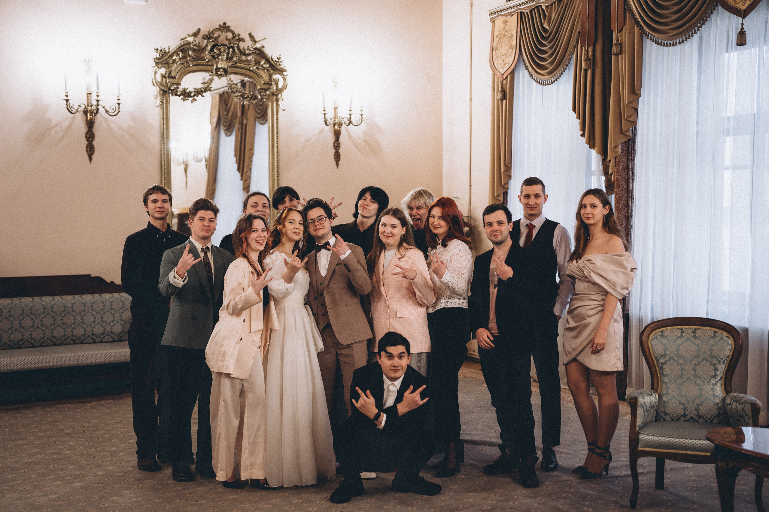 СВАДЕБНАЯ СЬЕМКА ВО ВТОРОМ ДВОРЦЕ С ГОСТЯМИ И ПРОГУЛКА В ТАВРИЧЕСКОМ САДУ. Профессиональный фотограф, Санкт-Петербург — Виктория Богомолова