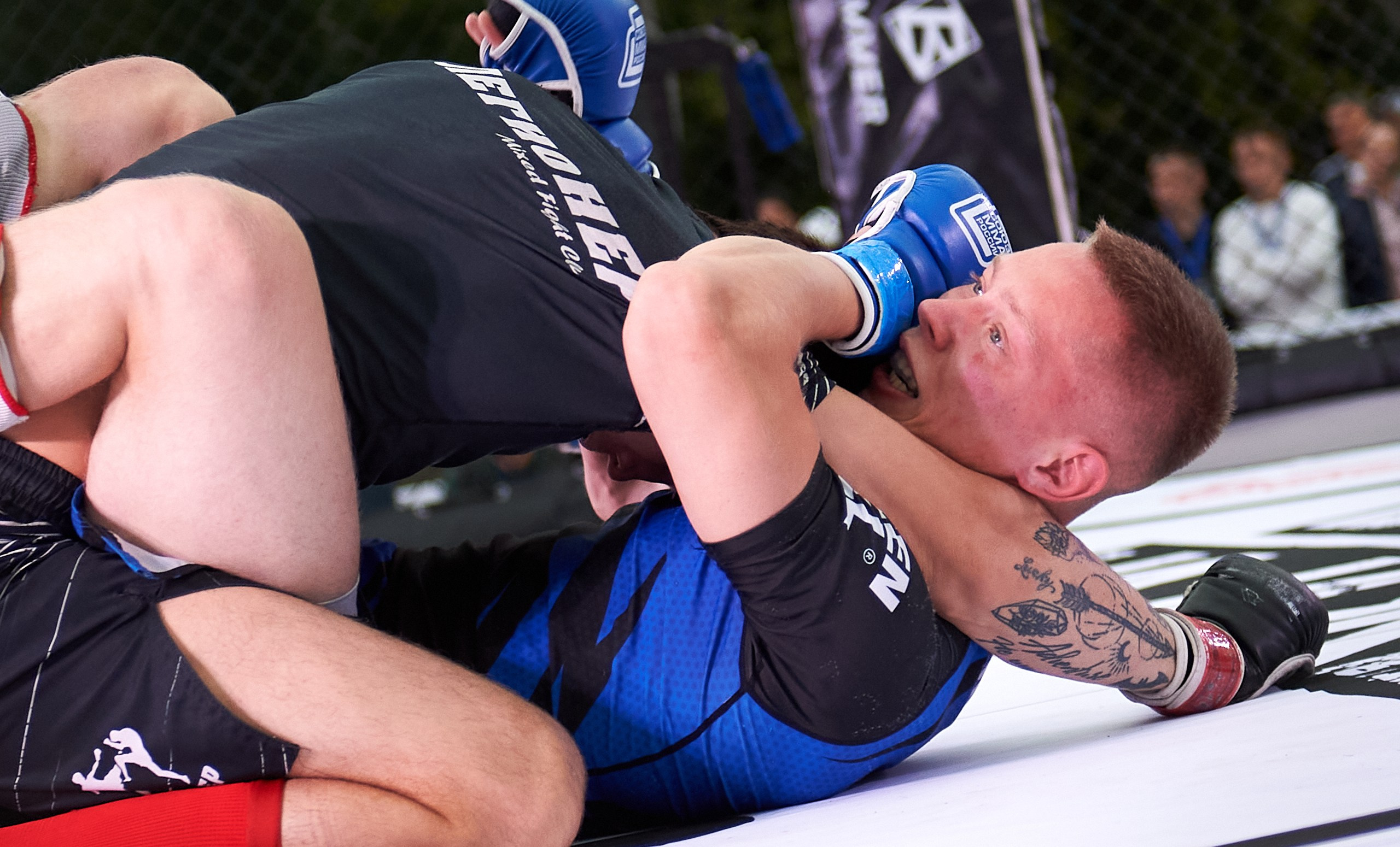 ММА. Битва на Иже-4. Спортивный репортажный фотограф в Ижевске Сергей Мерзляков