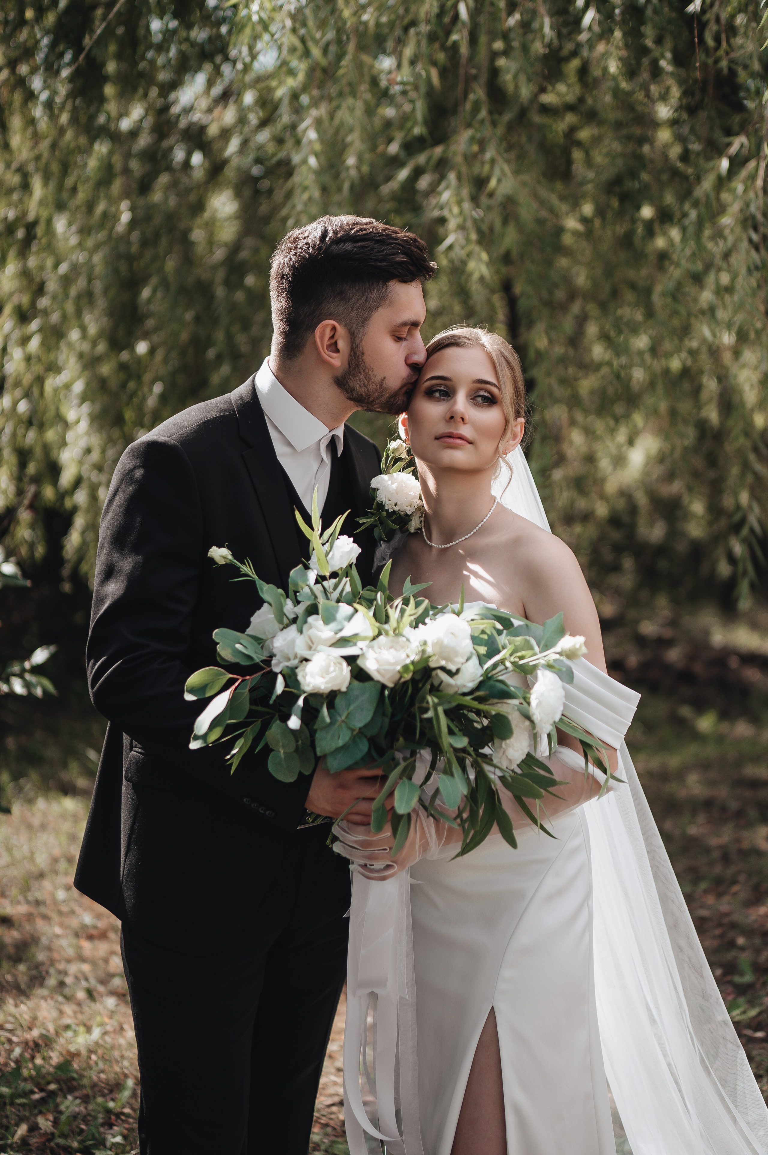 Даниил и Валерия. Черная утка. Полный день. Фотограф Екатерина Бочарникова