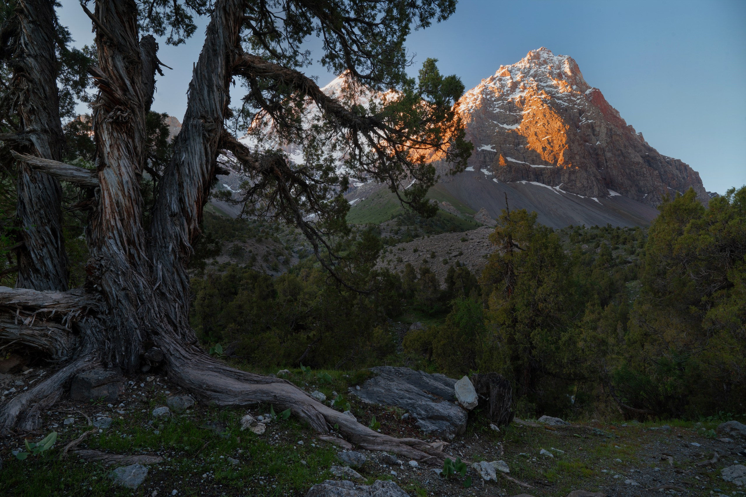 Фанские горы. Фотограф в Красноярске Нерозя Александр. Пейзаж, природа, портрет