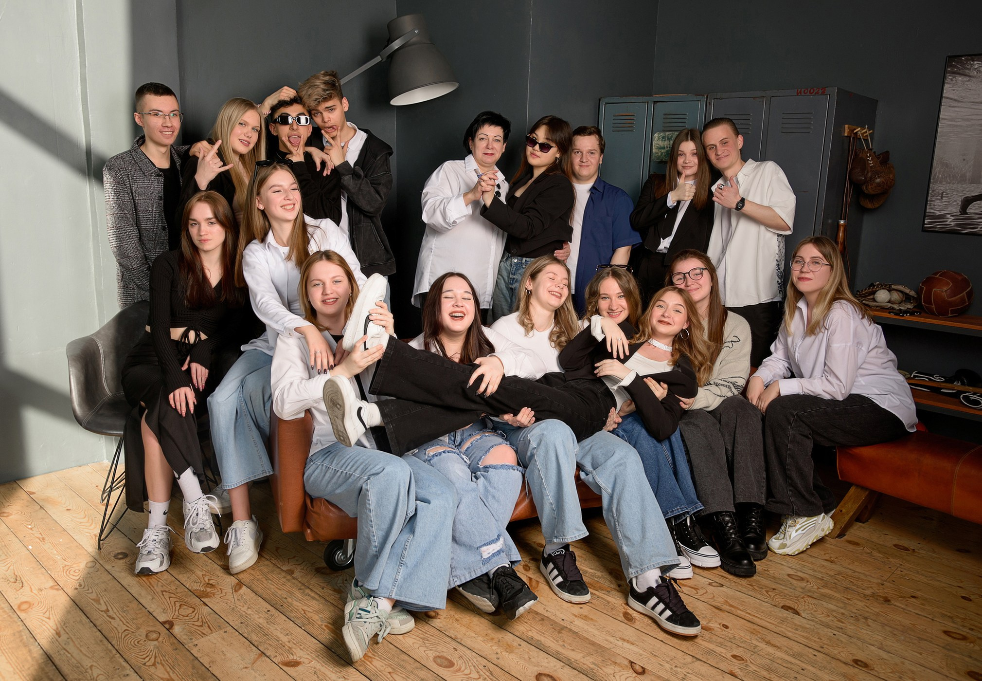 Фотосъемка на альбомы 9-11 классы. Выпускные альбомы Искитим Бердск Новосибирск