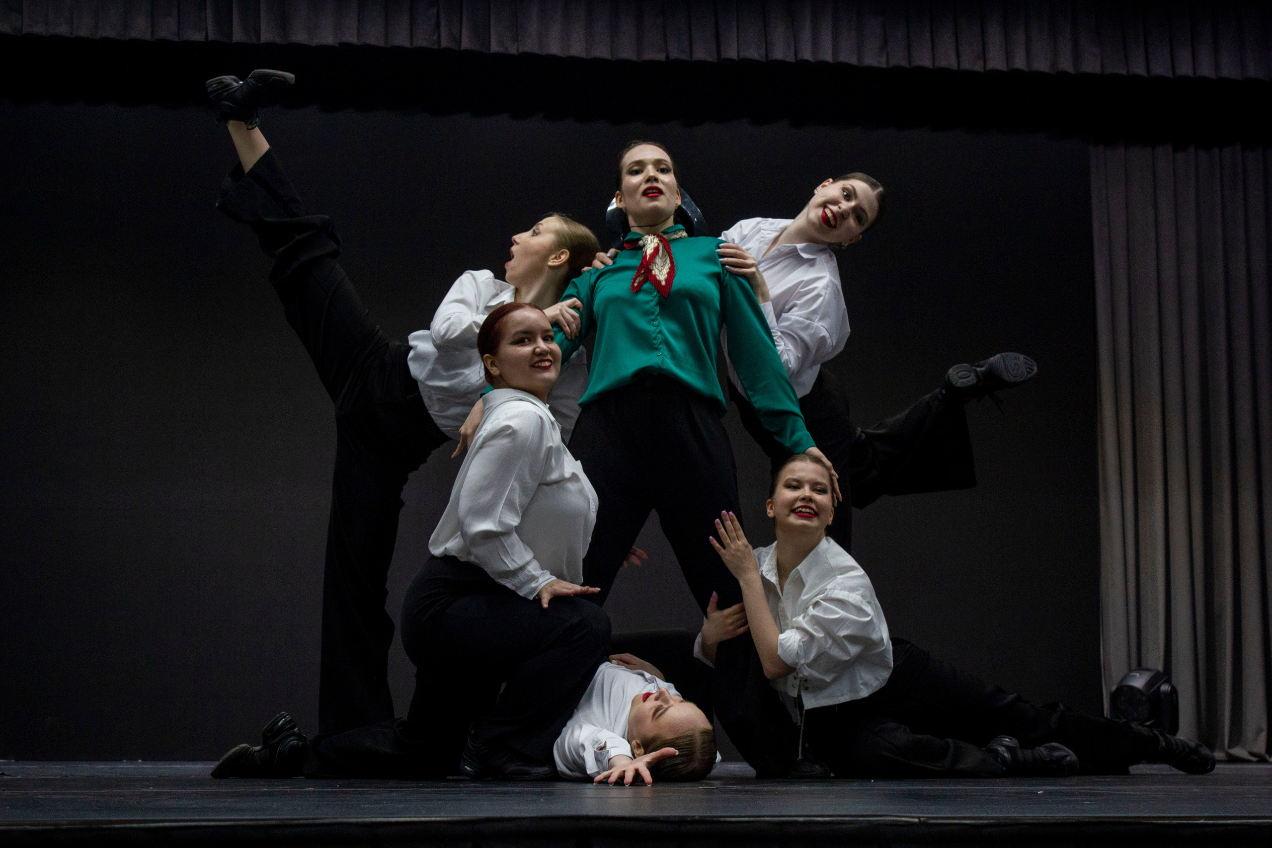 День современной хореографии в Екатеринбургской академии современного искусства