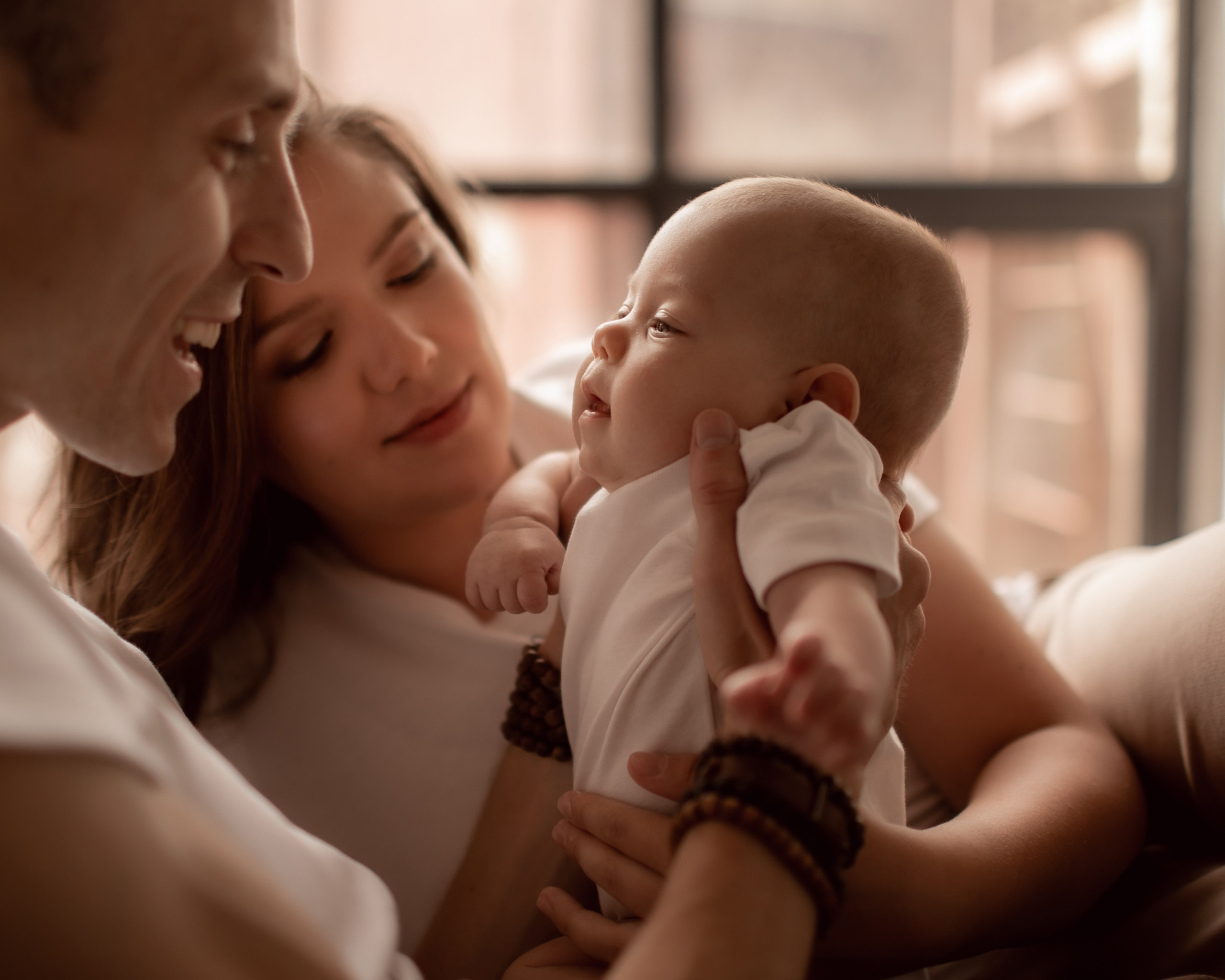 Валерия и Геннадий с крошкой. Семейный фотограф в Москве