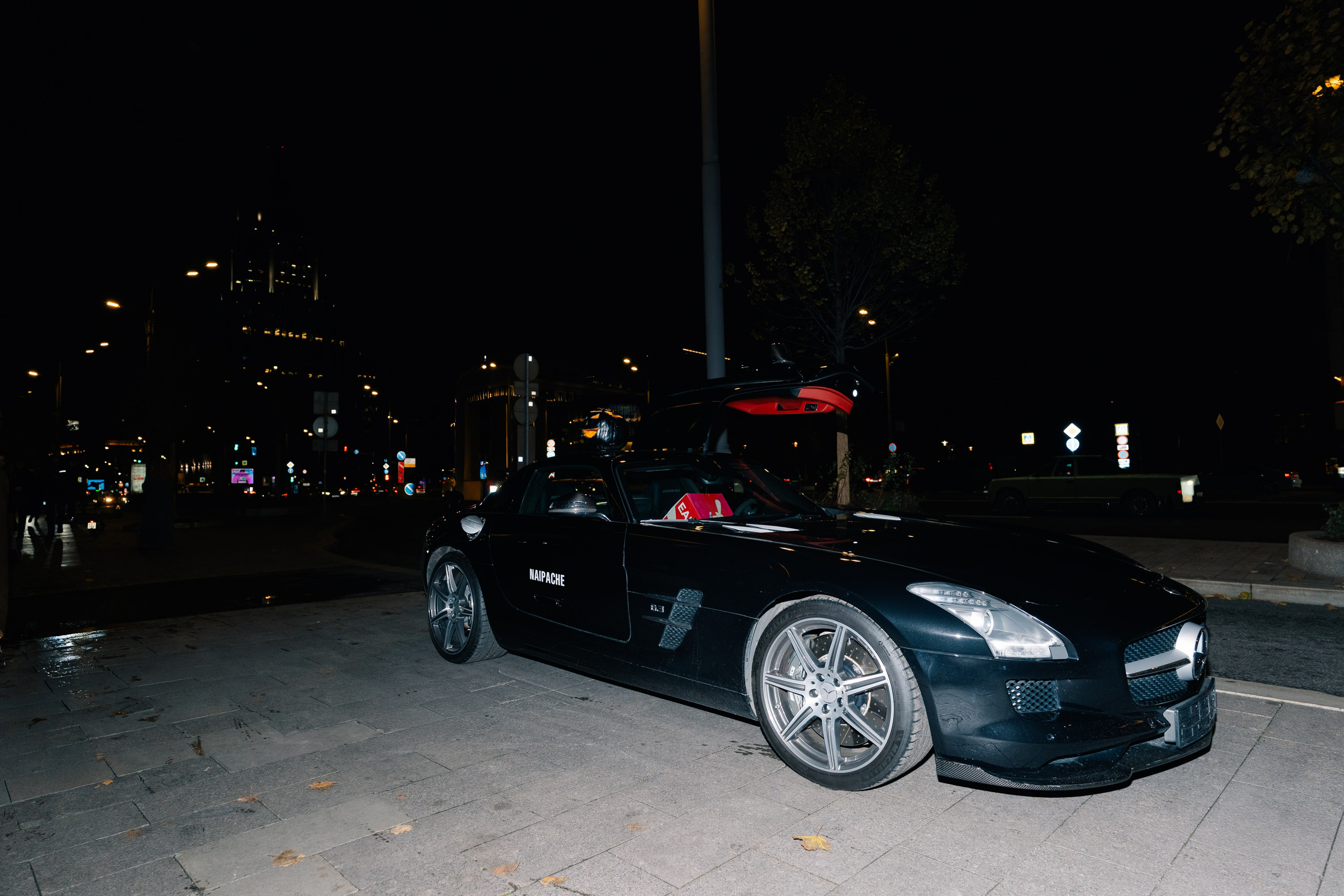 NAIPACHE DARK NIGHT x TWINBY. @oljiofilm: Олег Иванов — фотограф