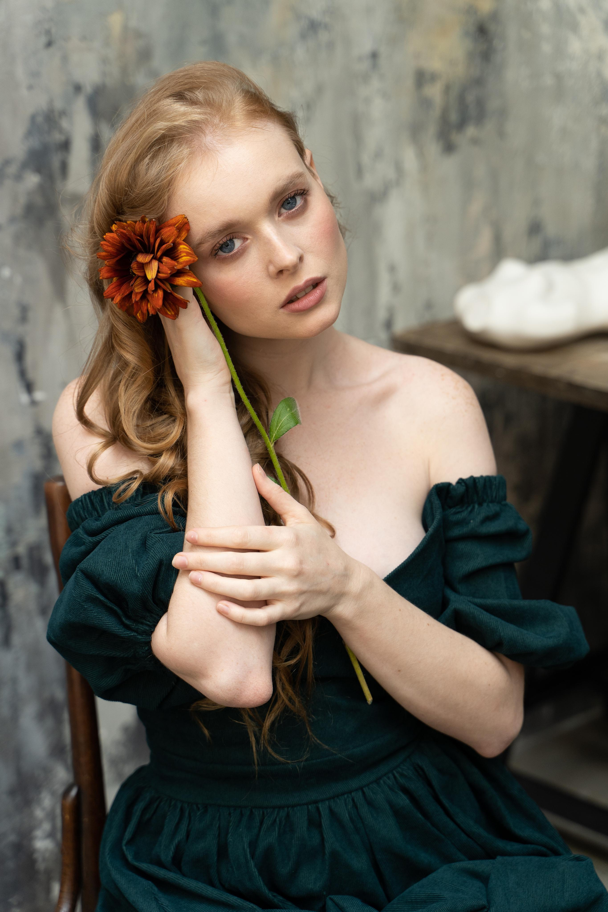 Студийная съемка;  женский портрет; индивидуальная съемка; 