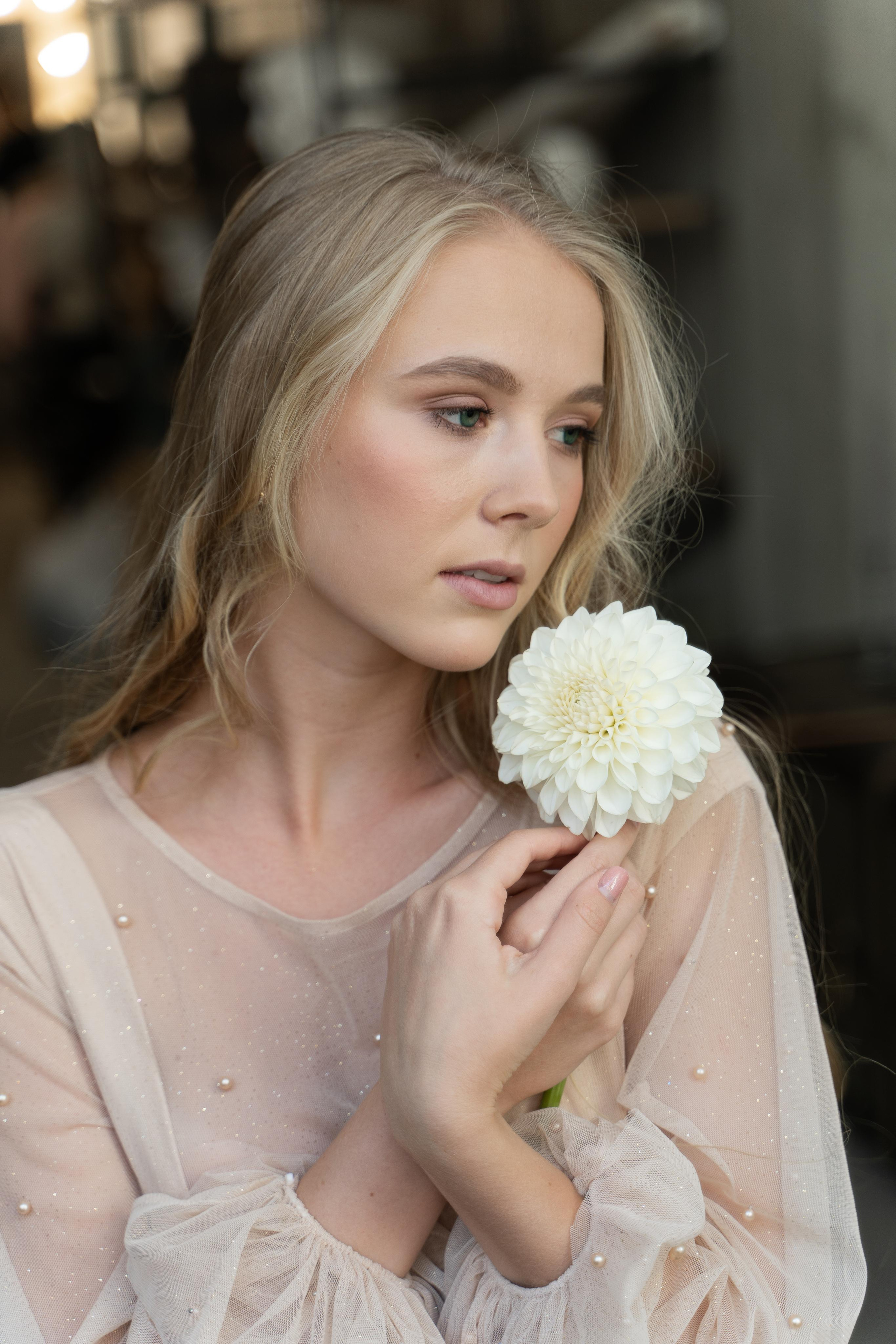 Студийная съемка;  женский портрет; индивидуальная съемка; 