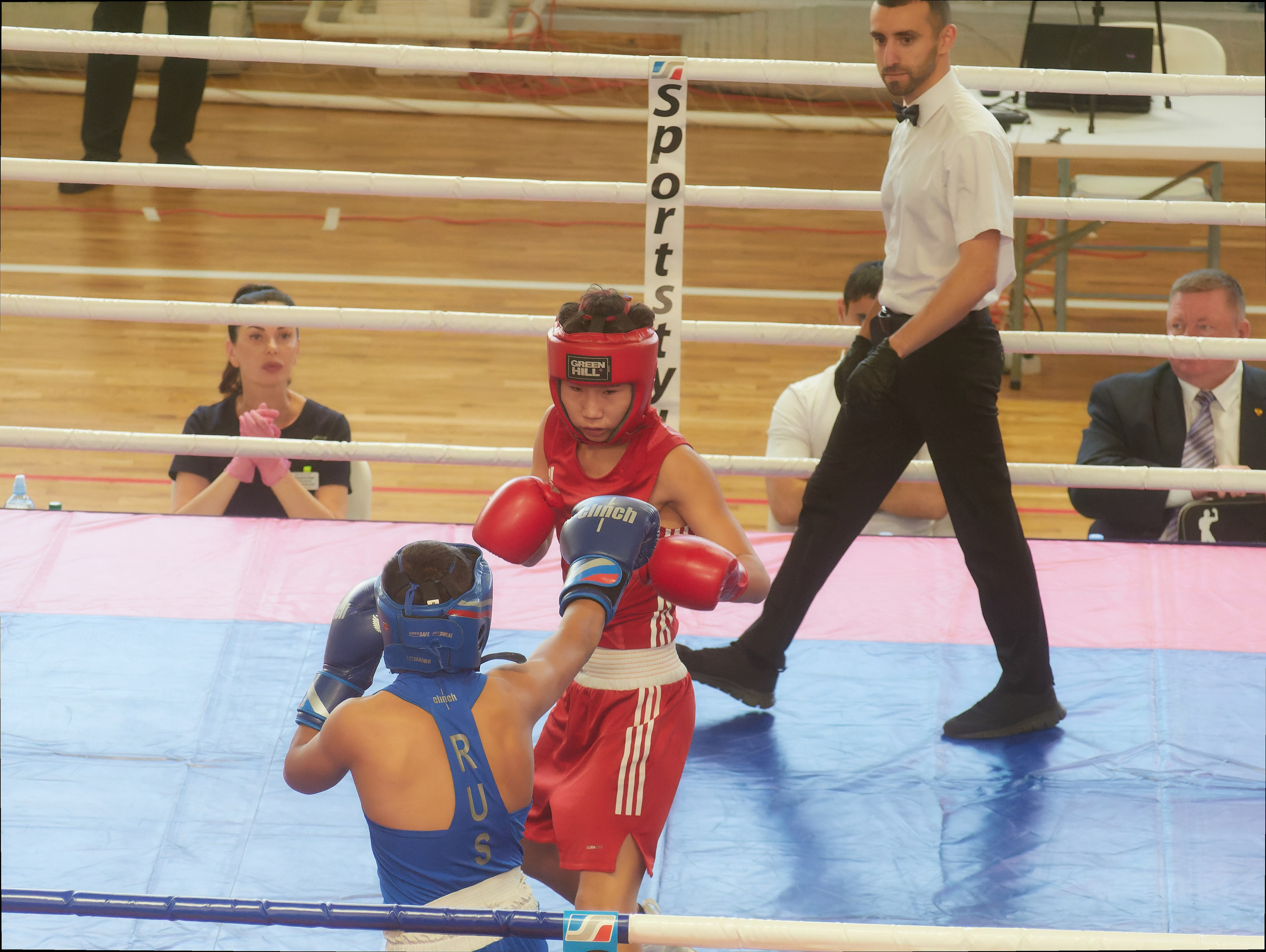 Открытие турнира по боксу памяти героя Советского Союза Михаила Крюкова. Семейный и детский фотограф в Междуреченск Олег Бамбульский