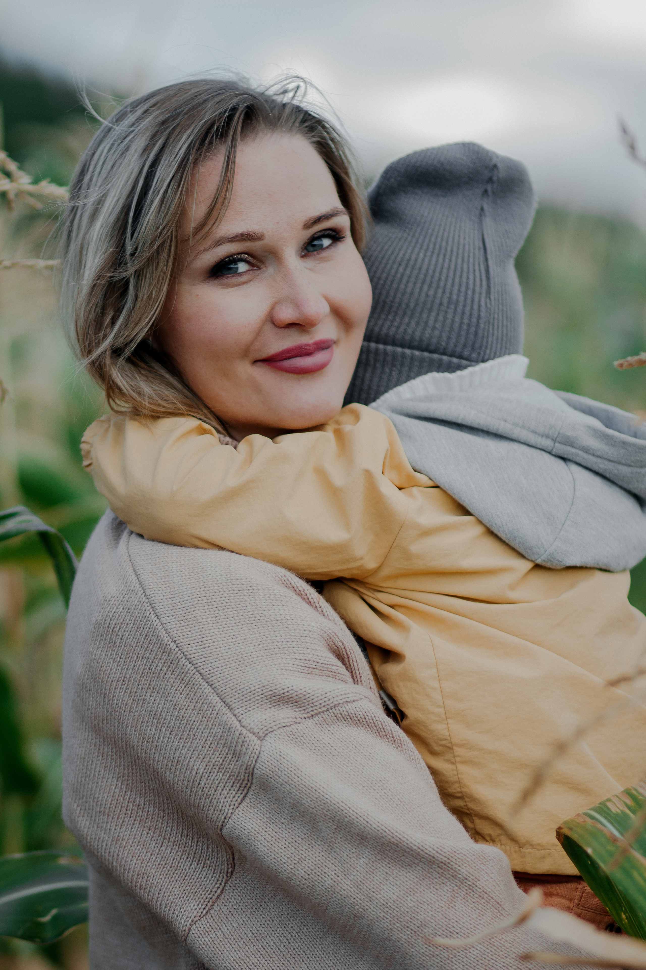 Семейная фотосессия природа. Свадебный и семейный фотограф Ибрагимова Мария из Екатеринбурга