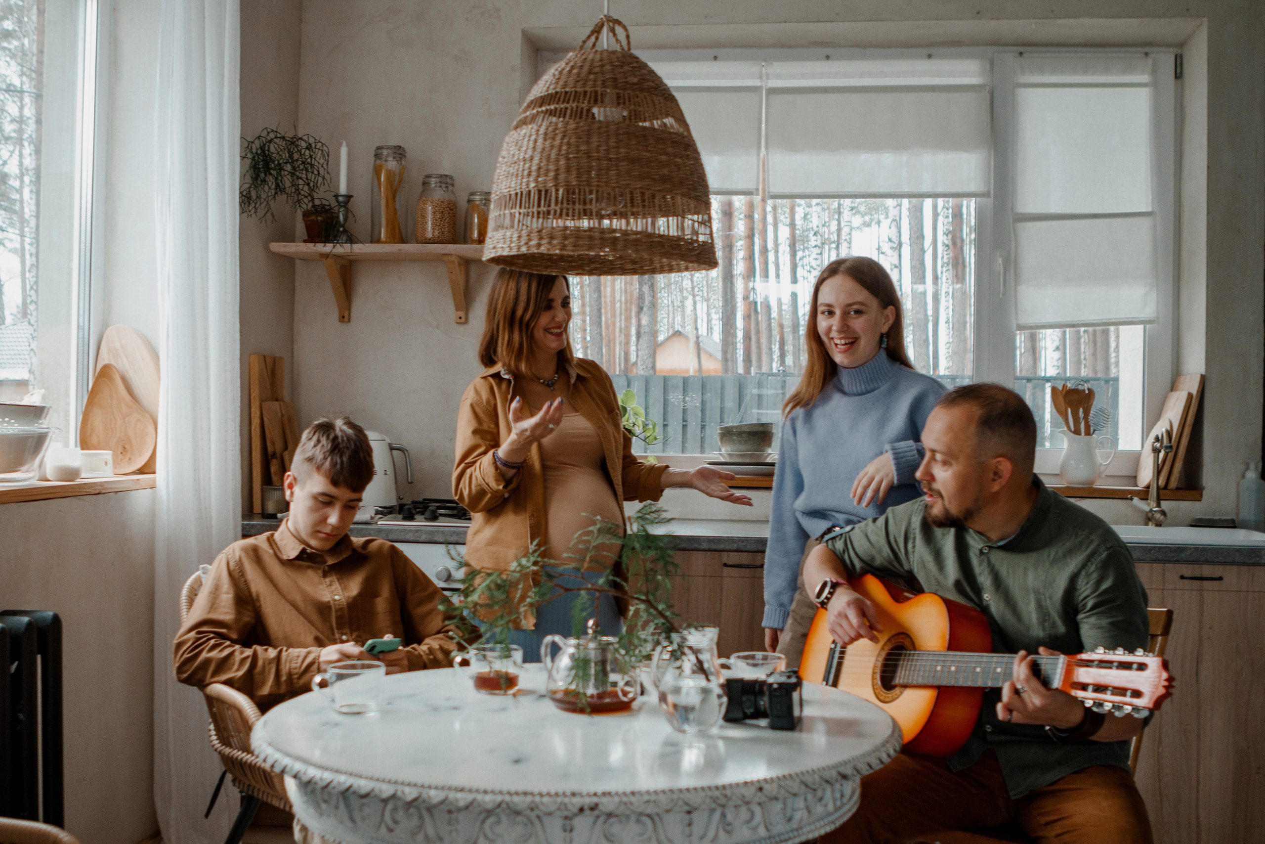 Семейная фотосессия дом. Свадебный и семейный фотограф Ибрагимова Мария из Екатеринбурга