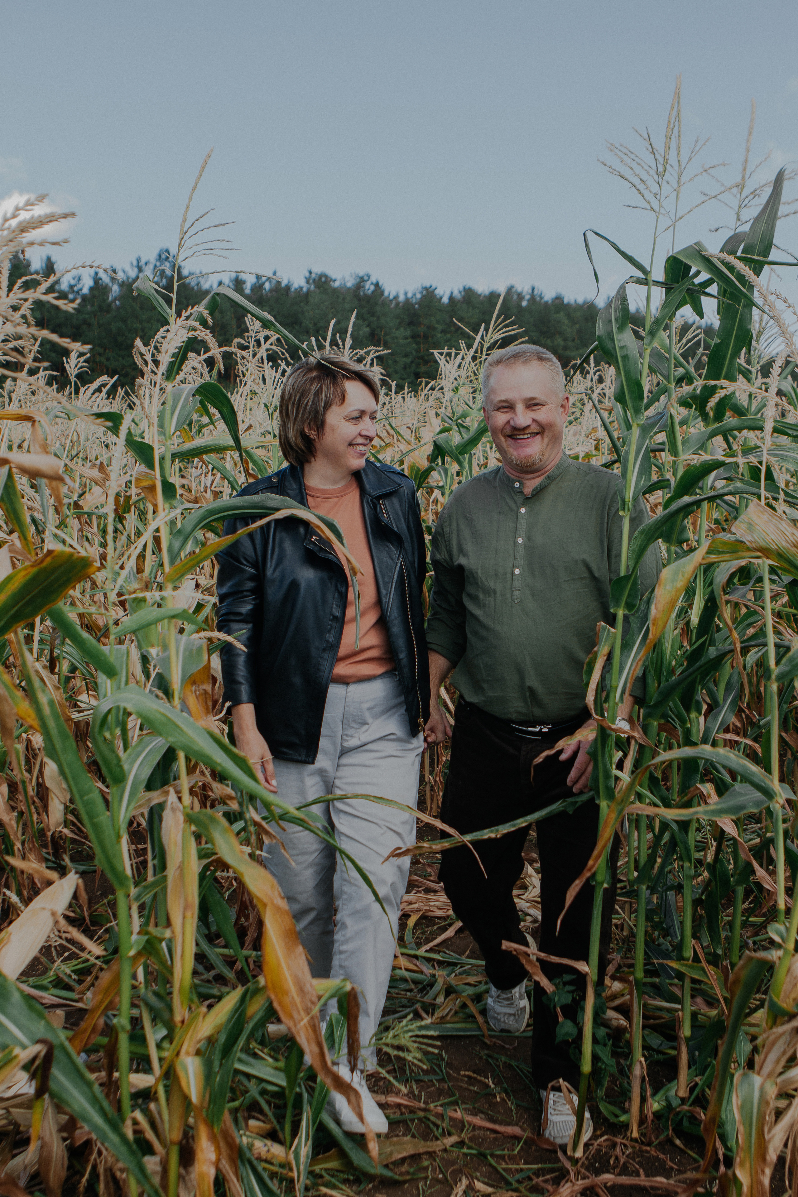 Семейная фотосессия природа. Свадебный и семейный фотограф Ибрагимова Мария из Екатеринбурга