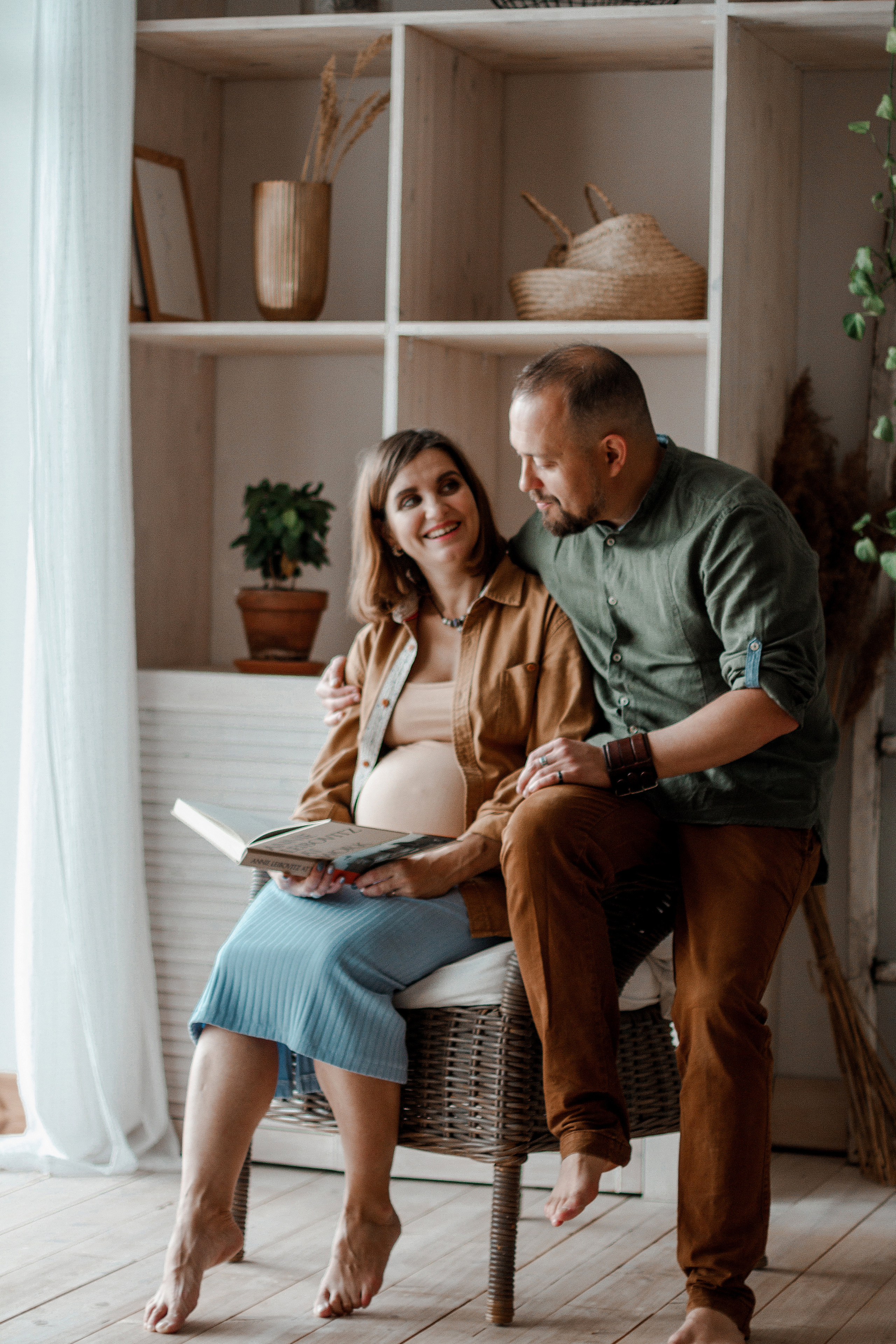 Семейная фотосессия дом. Свадебный и семейный фотограф Ибрагимова Мария из Екатеринбурга