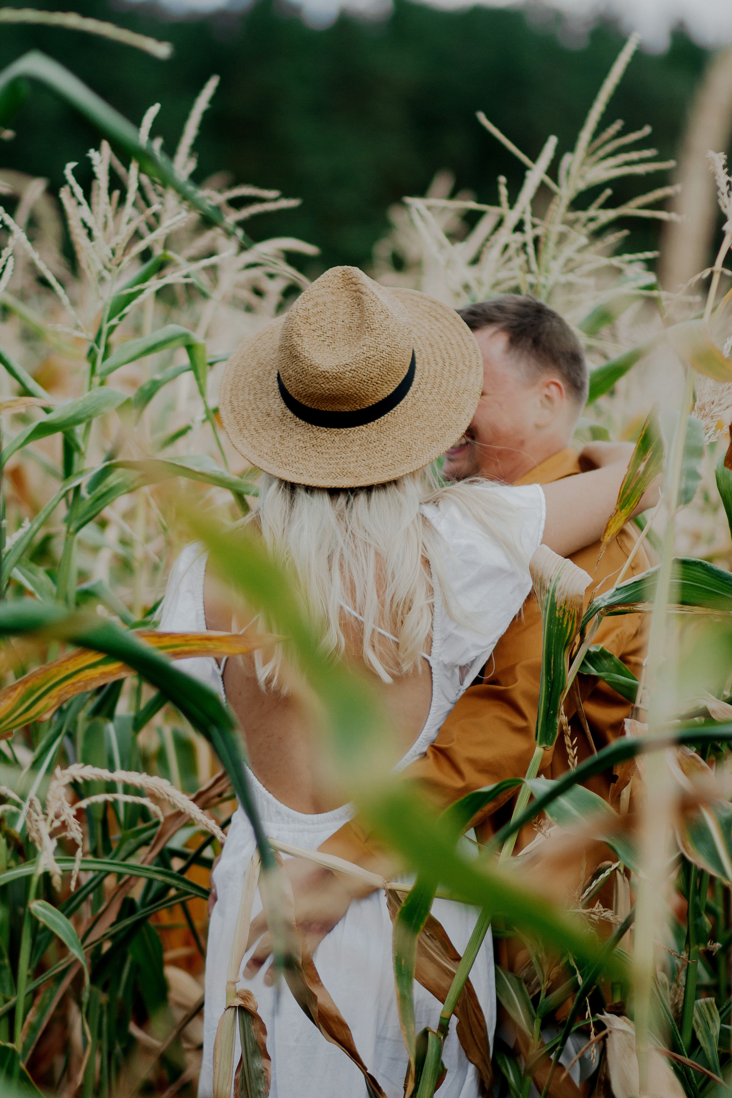 Семейная фотосессия природа. Свадебный и семейный фотограф Ибрагимова Мария из Екатеринбурга