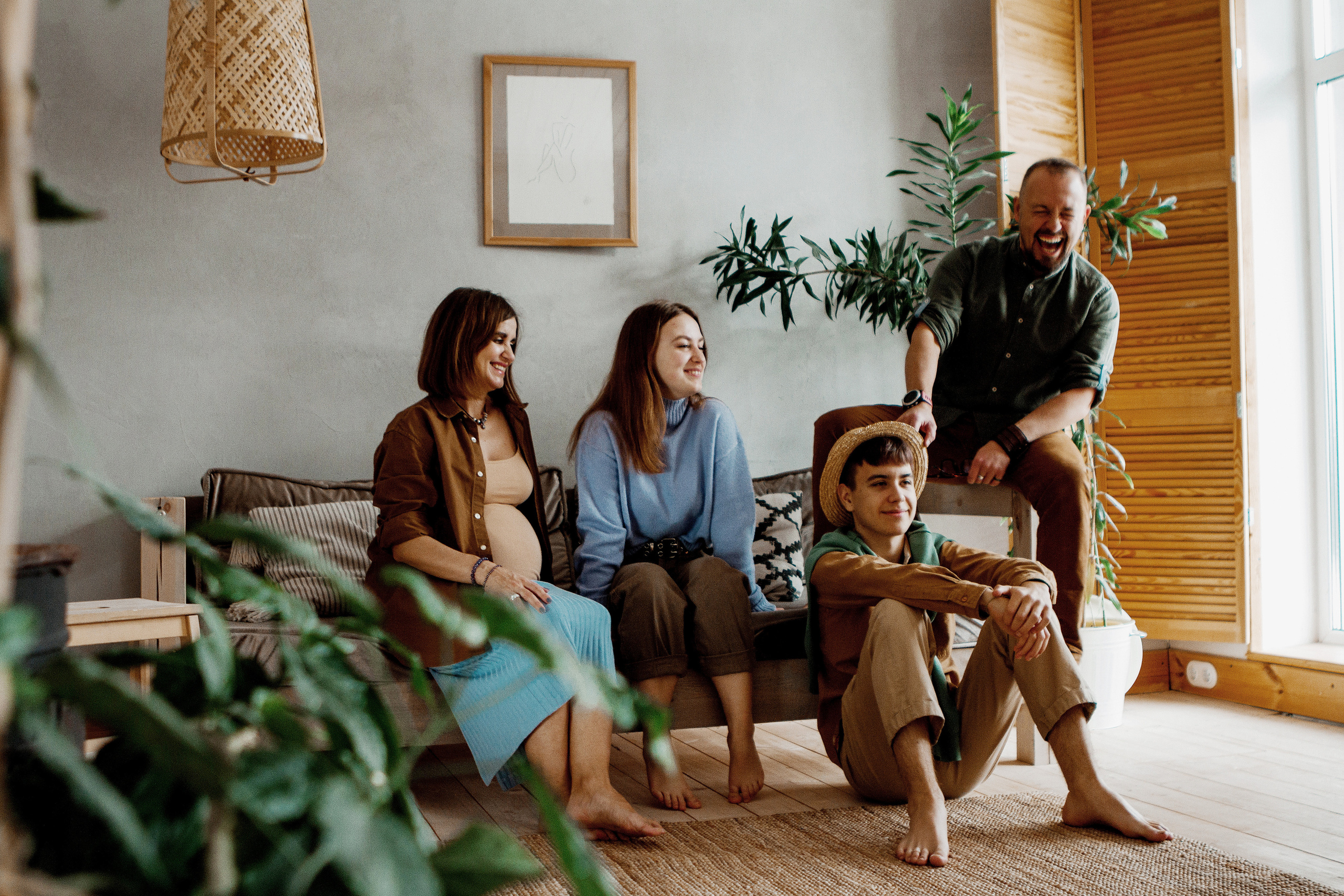 Семейная фотосессия дом. Свадебный и семейный фотограф Ибрагимова Мария из Екатеринбурга