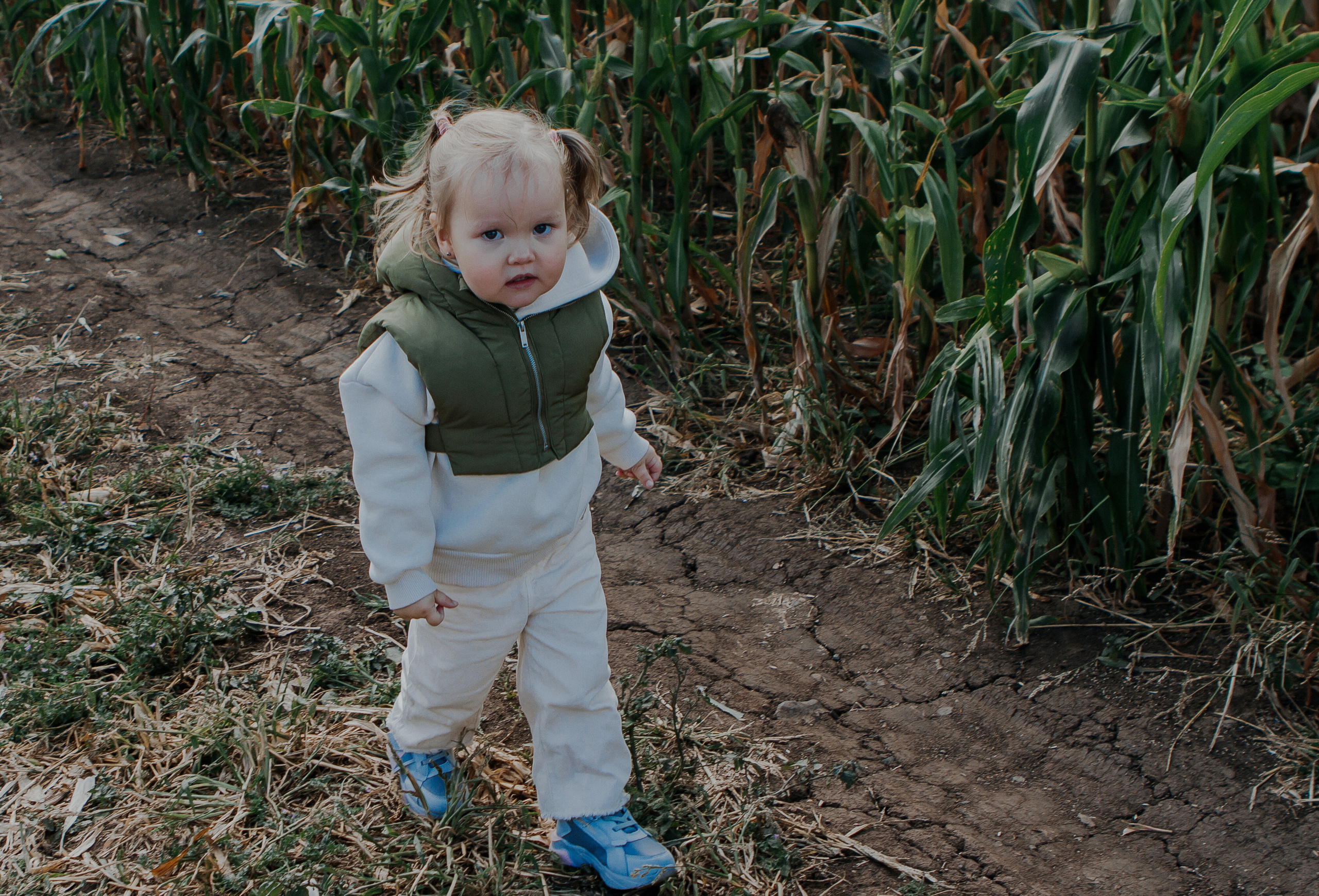 Семейная фотосессия природа. Свадебный и семейный фотограф Ибрагимова Мария из Екатеринбурга
