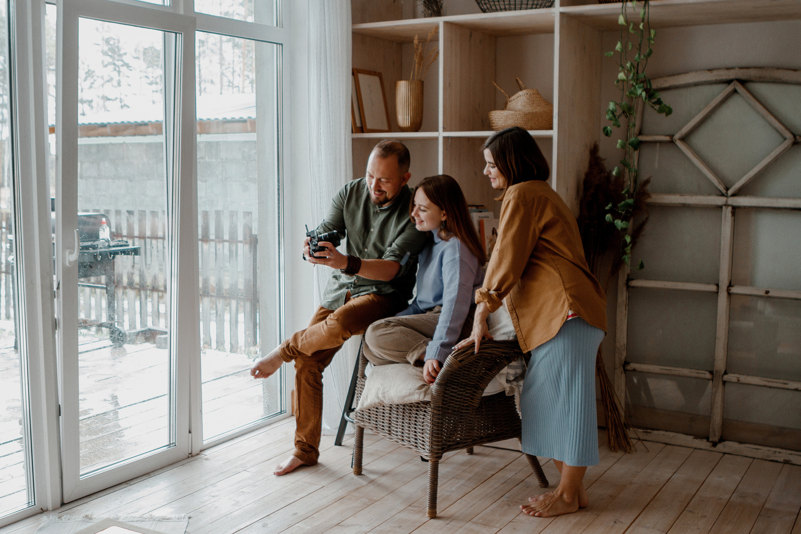 Семейная фотосессия дом. Свадебный и семейный фотограф Ибрагимова Мария из Екатеринбурга