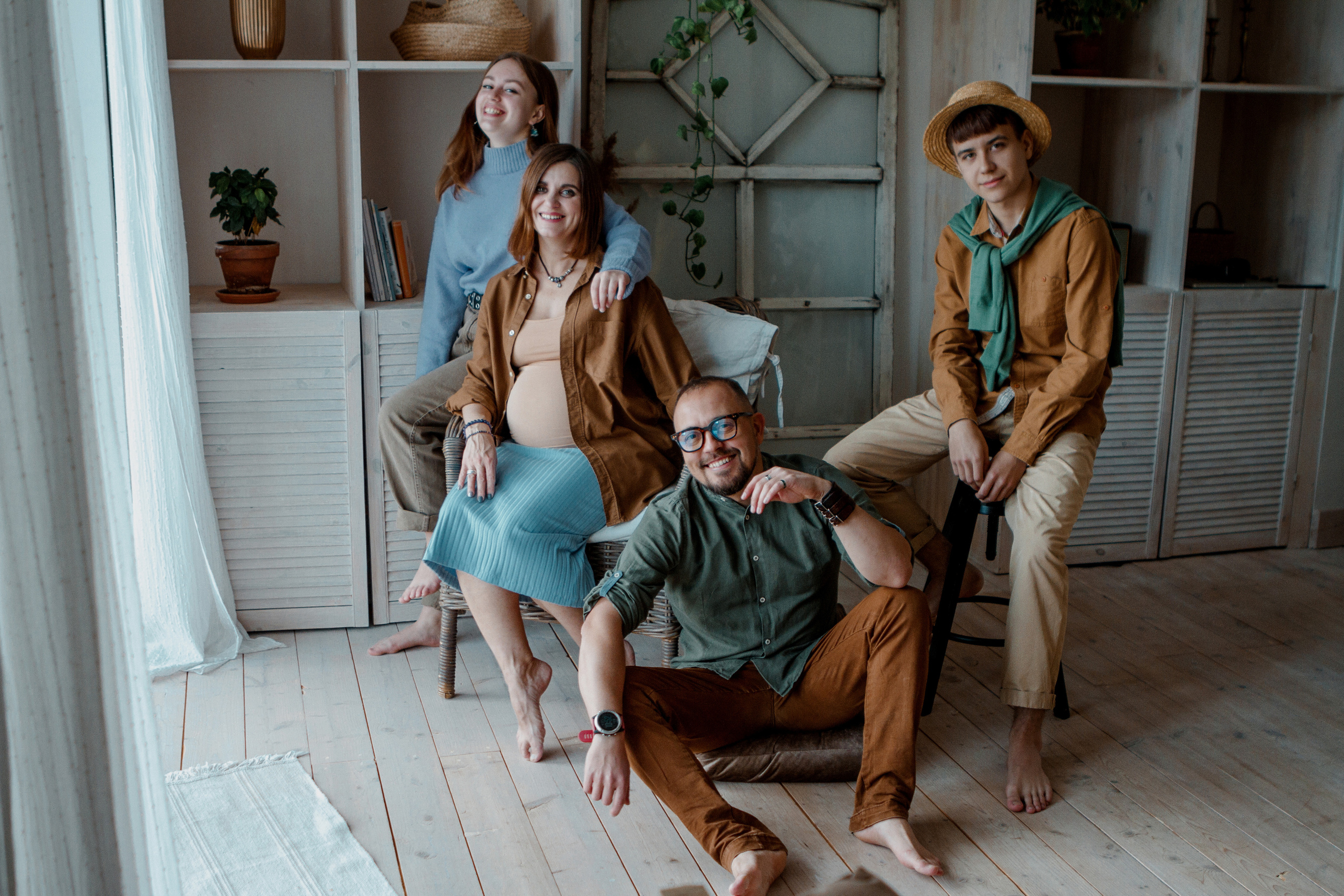 Семейная фотосессия дом. Свадебный и семейный фотограф Ибрагимова Мария из Екатеринбурга