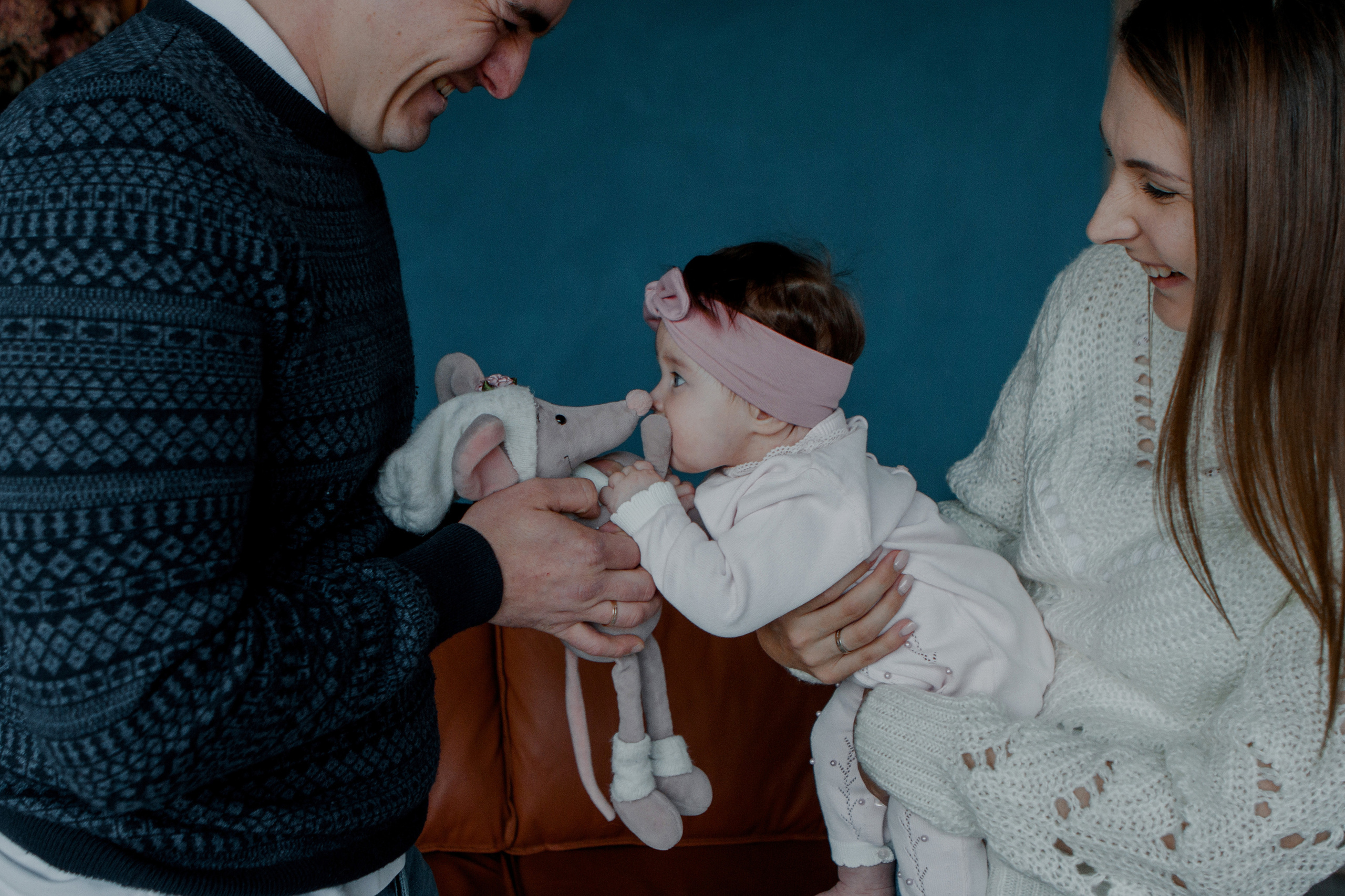 Семейная фотосессия Ксюша Сережа и Мирослава. Свадебный и семейный фотограф Ибрагимова Мария из Екатеринбурга