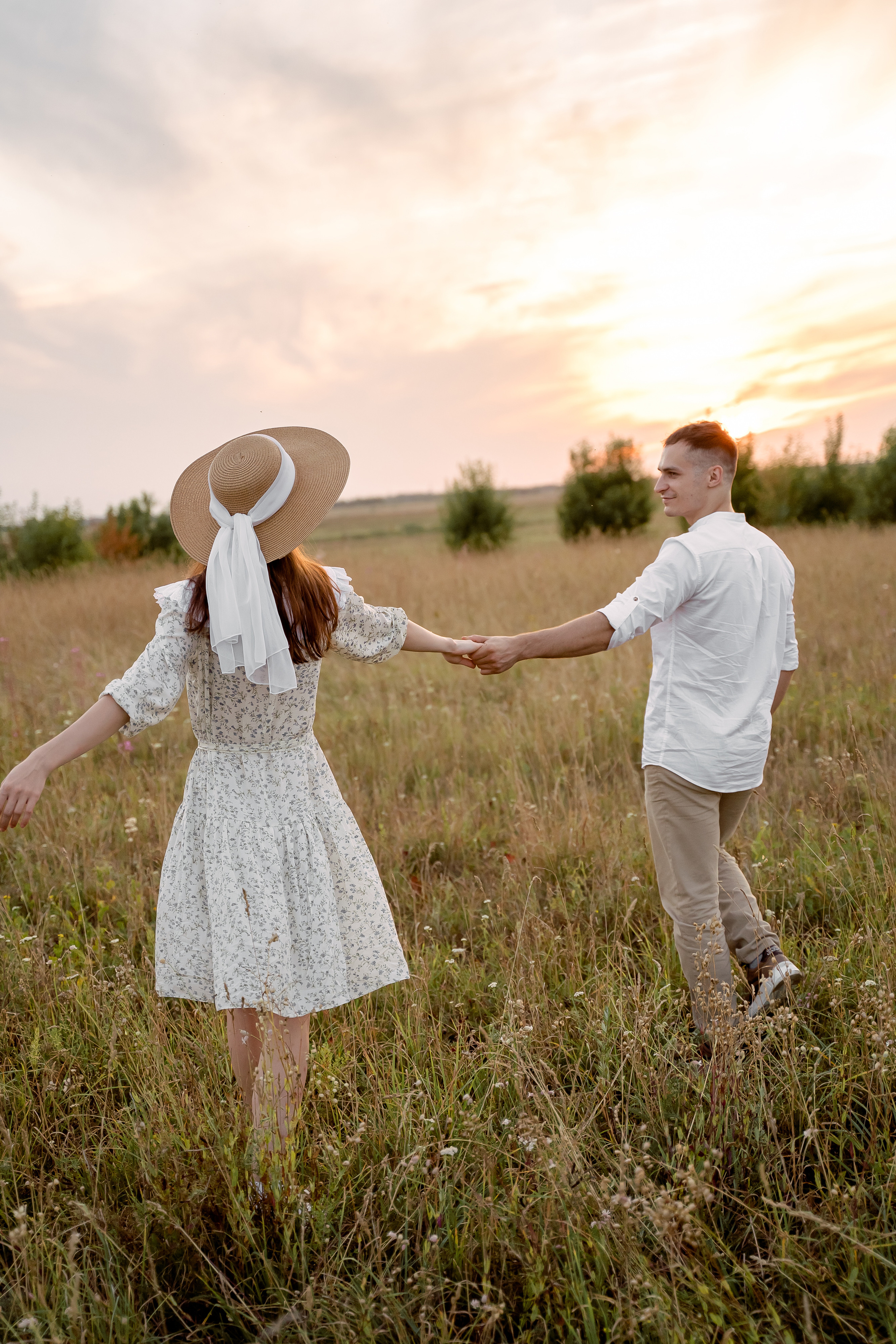 Иван & Варвара. Семейный и свадебный фотограф в Великом Новгороде и Санкт-Петербурге В