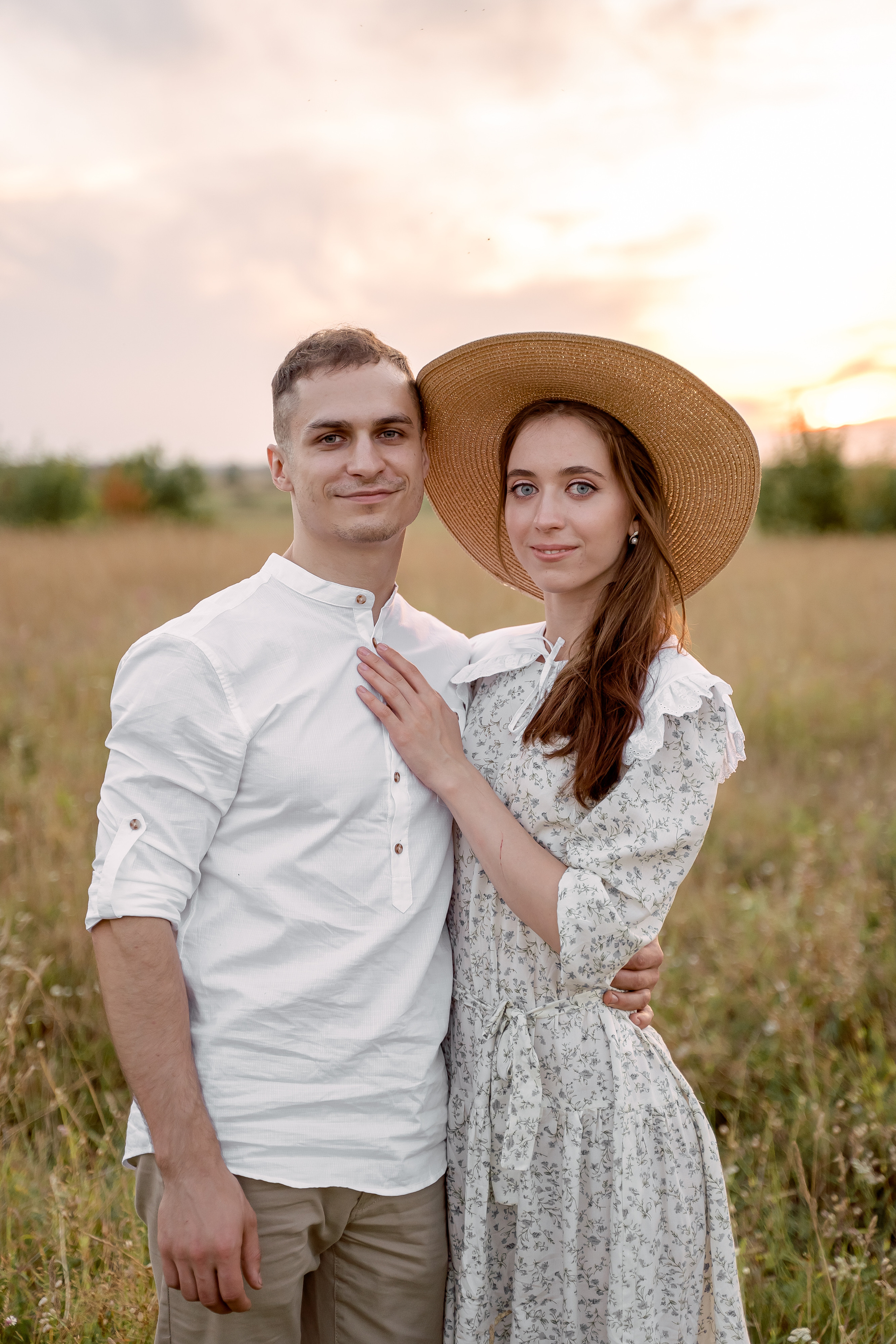 Иван & Варвара. Семейный и свадебный фотограф в Великом Новгороде и Санкт-Петербурге В