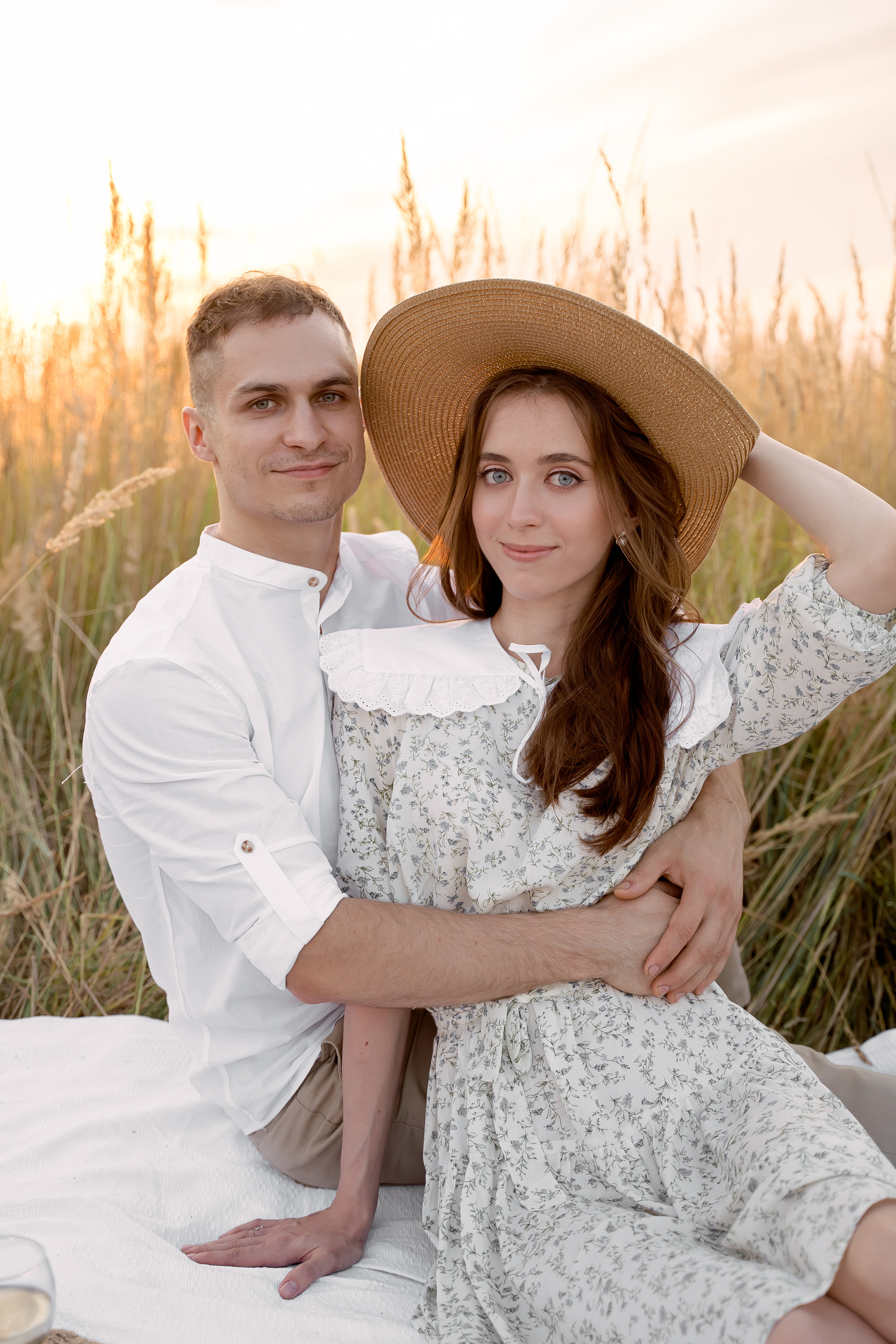 Иван & Варвара. Семейный и свадебный фотограф в Великом Новгороде и Санкт-Петербурге В