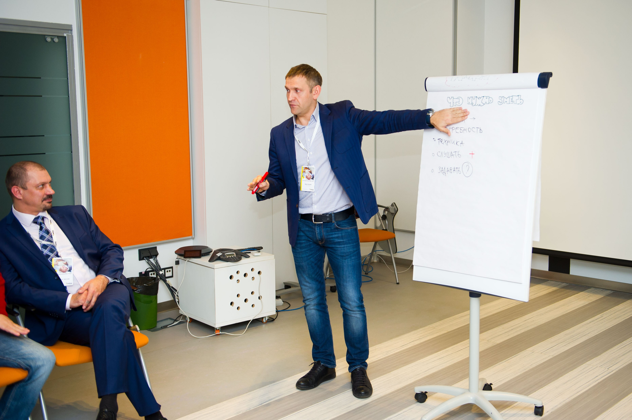 Saint-Gobain демонстрационный центр. Встреча блогеров и представителей фирмы. Репортажный фотограф и видеограф Слава Думчев. Тимбилдинги, отчетники, корпоративы