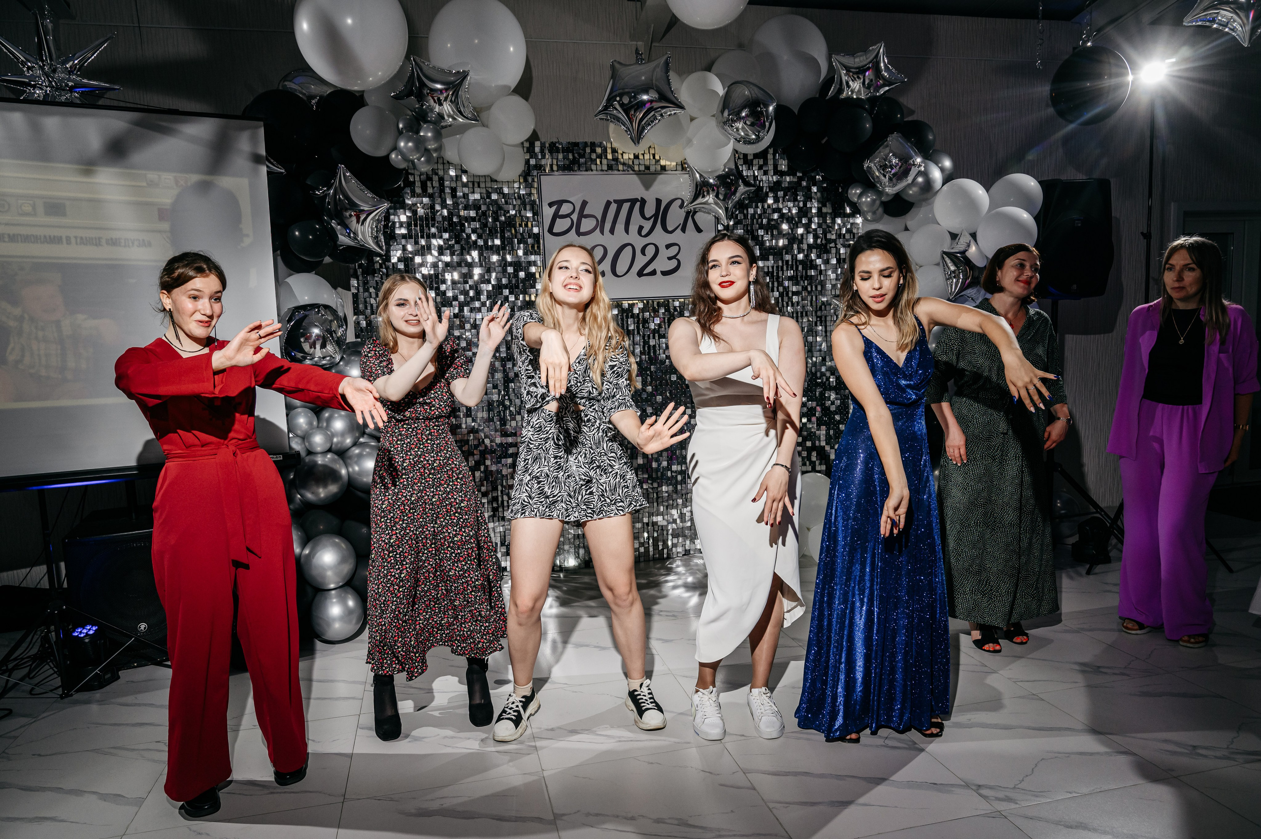 Выпускной СОШ «Ступени». Фотограф Владивосток. Игорь Кирсанов